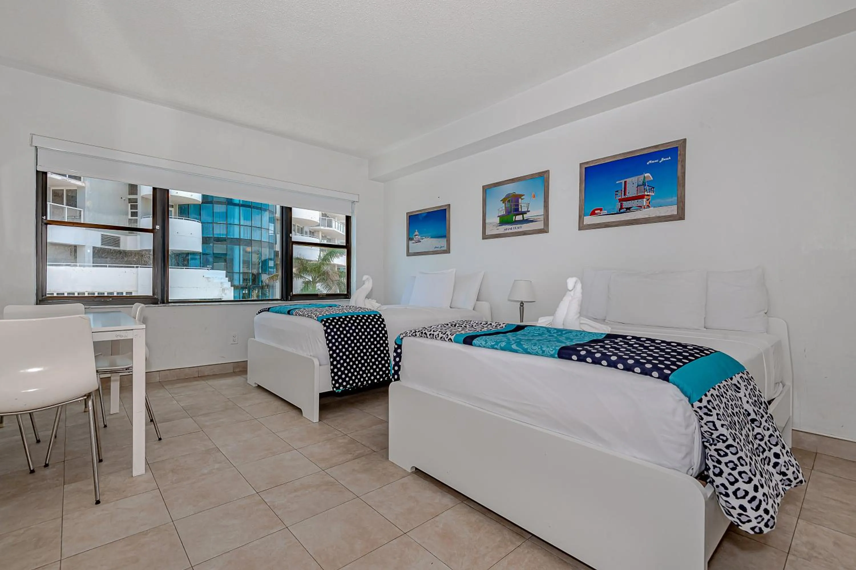 Bed in Beach Front Studio Miami Beach