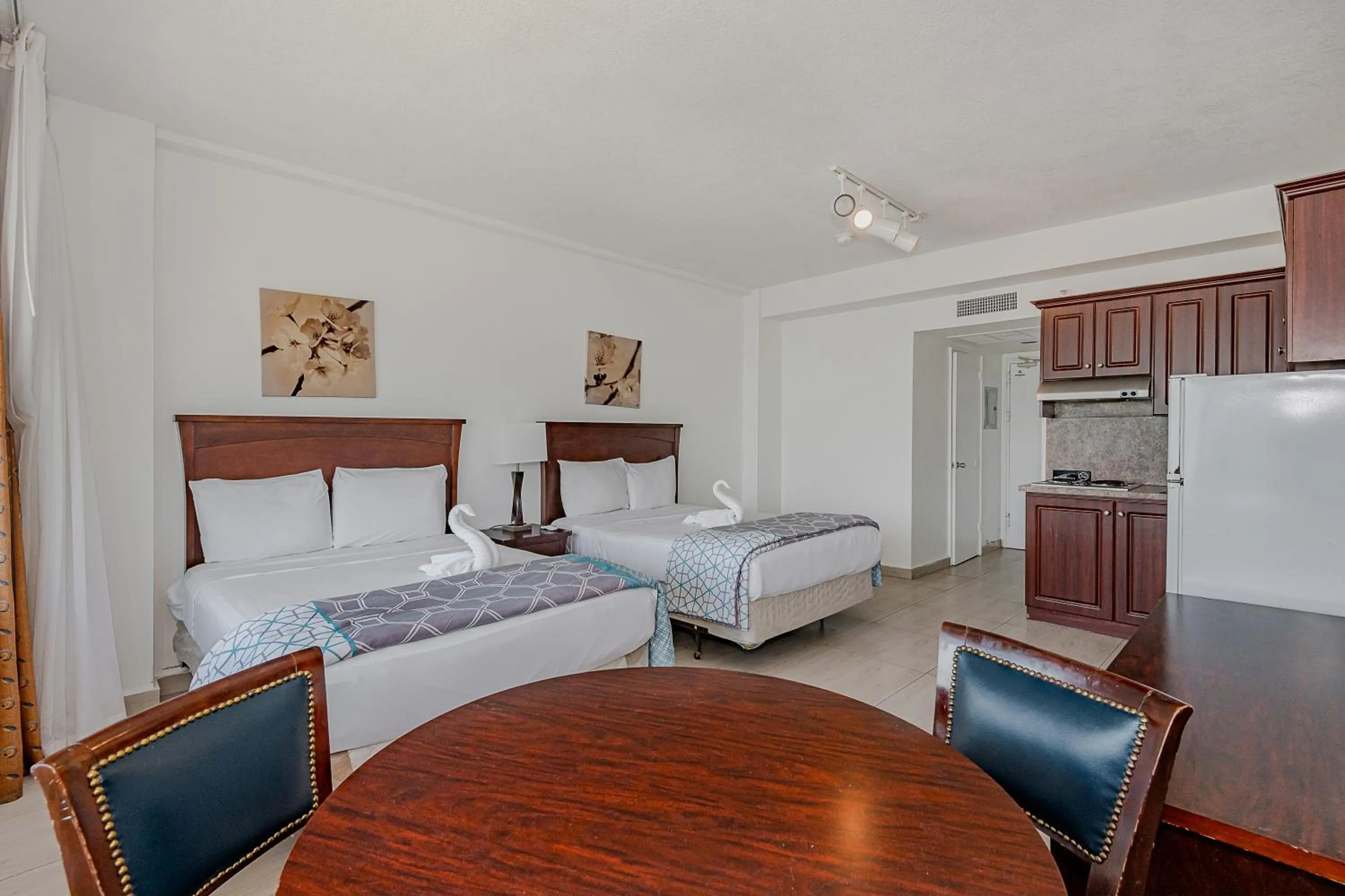 Bed in Beach Front Studio Miami Beach