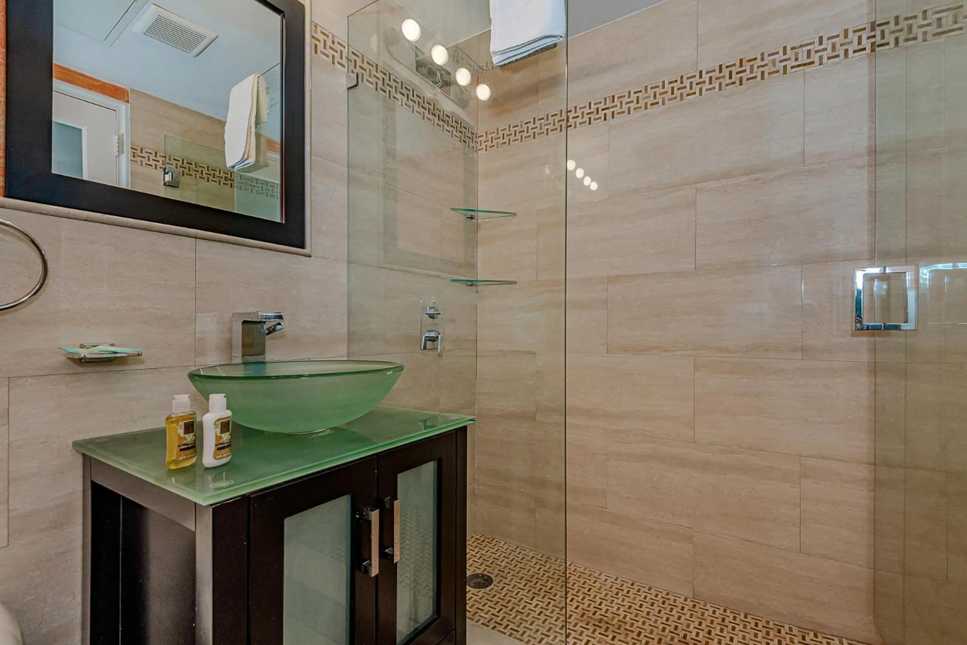 Beach Front Studio Miami Beach