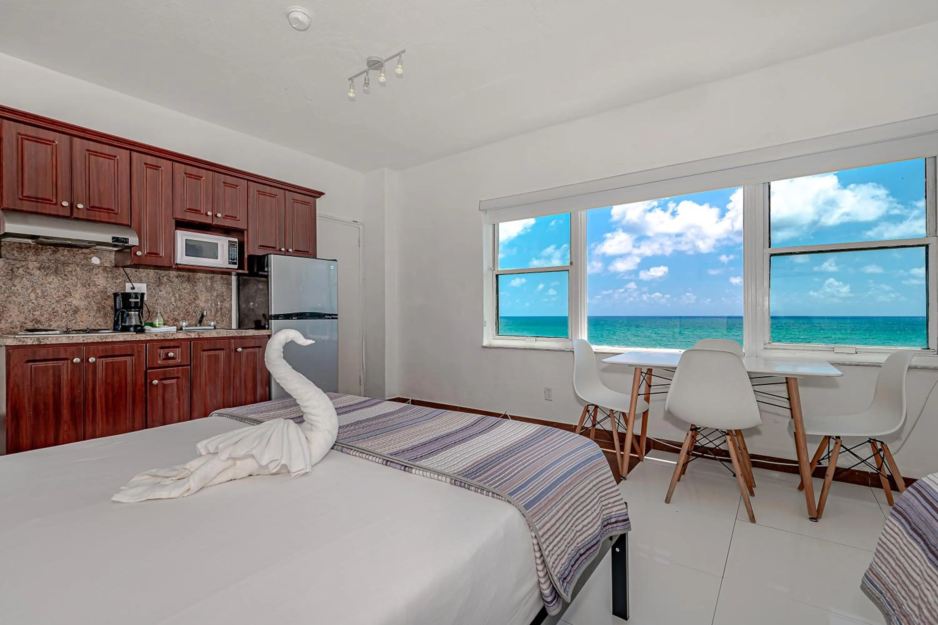 Beach Front Studio Miami Beach