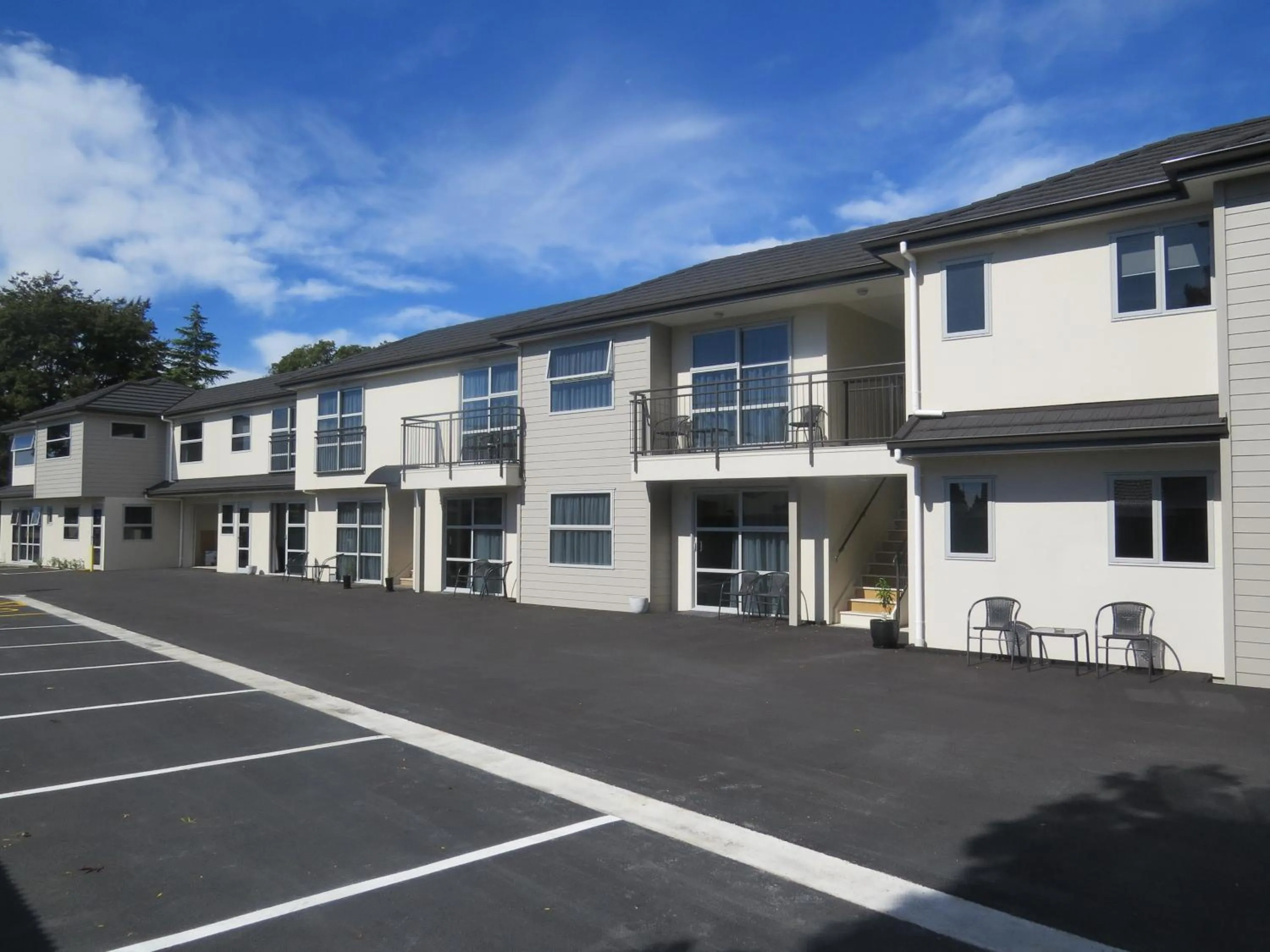 Facade/entrance in Ellena Court Motel