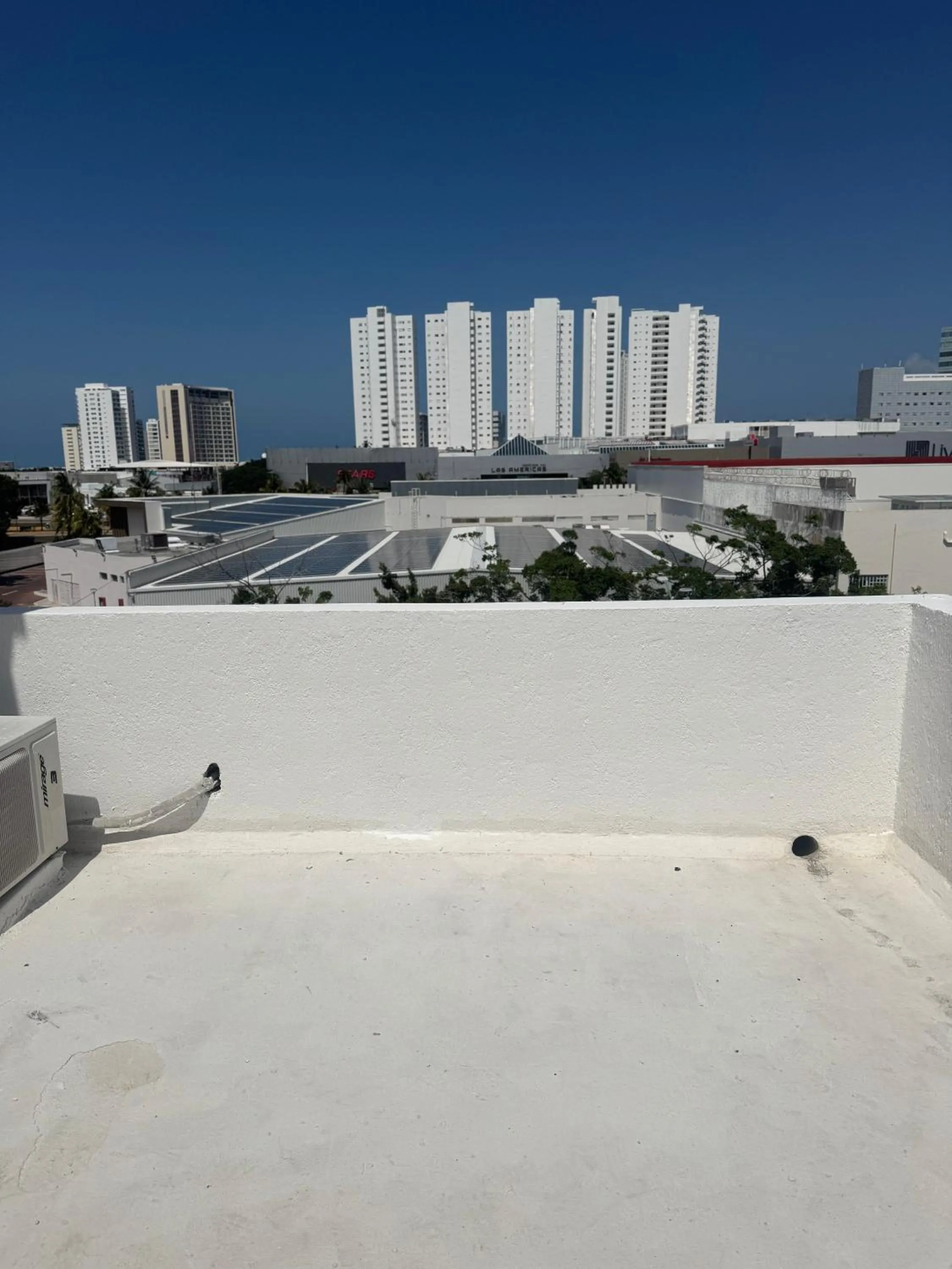 Day in Hotel Farallon Inn Cancún