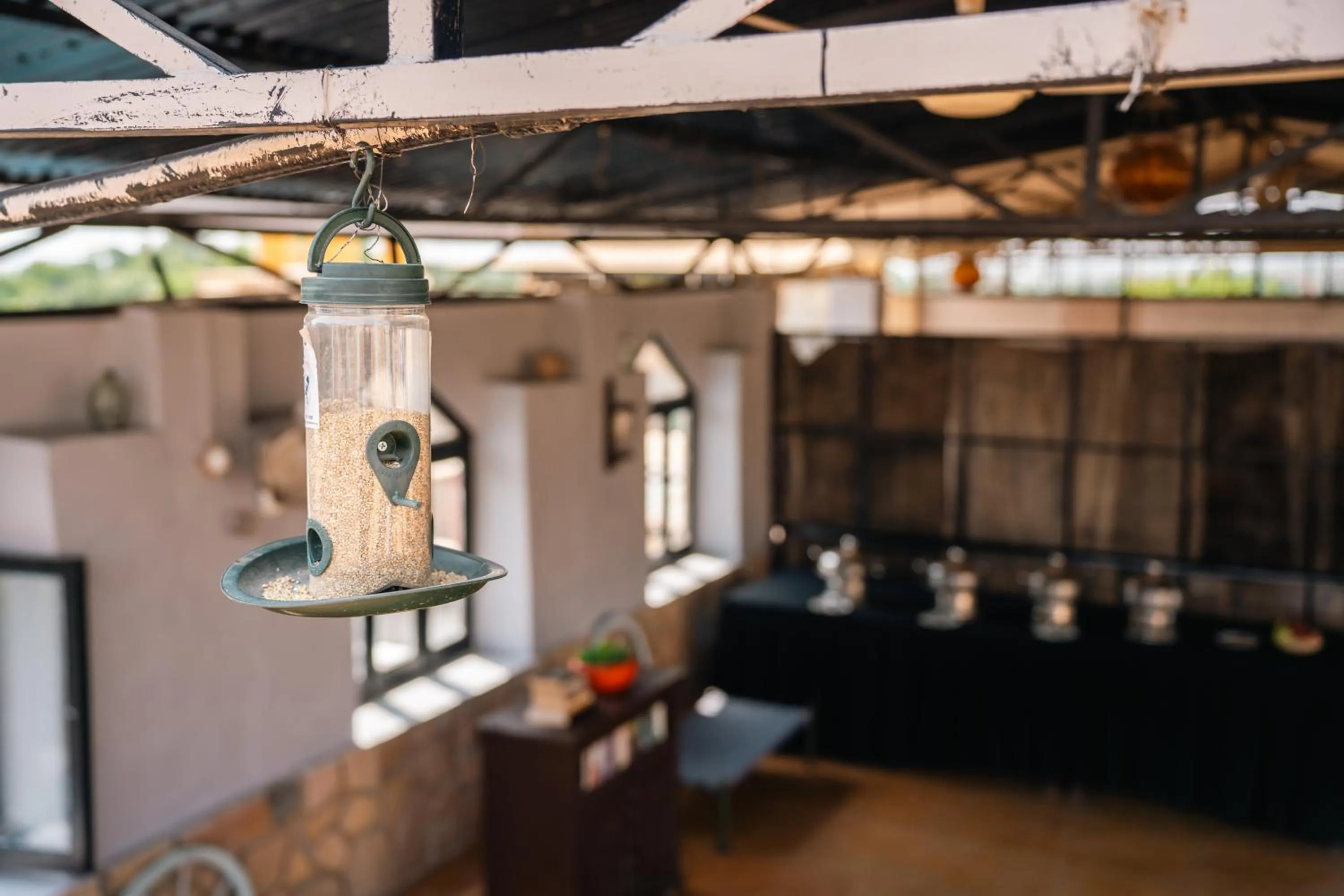 Restaurant/places to eat in The Elite Castle