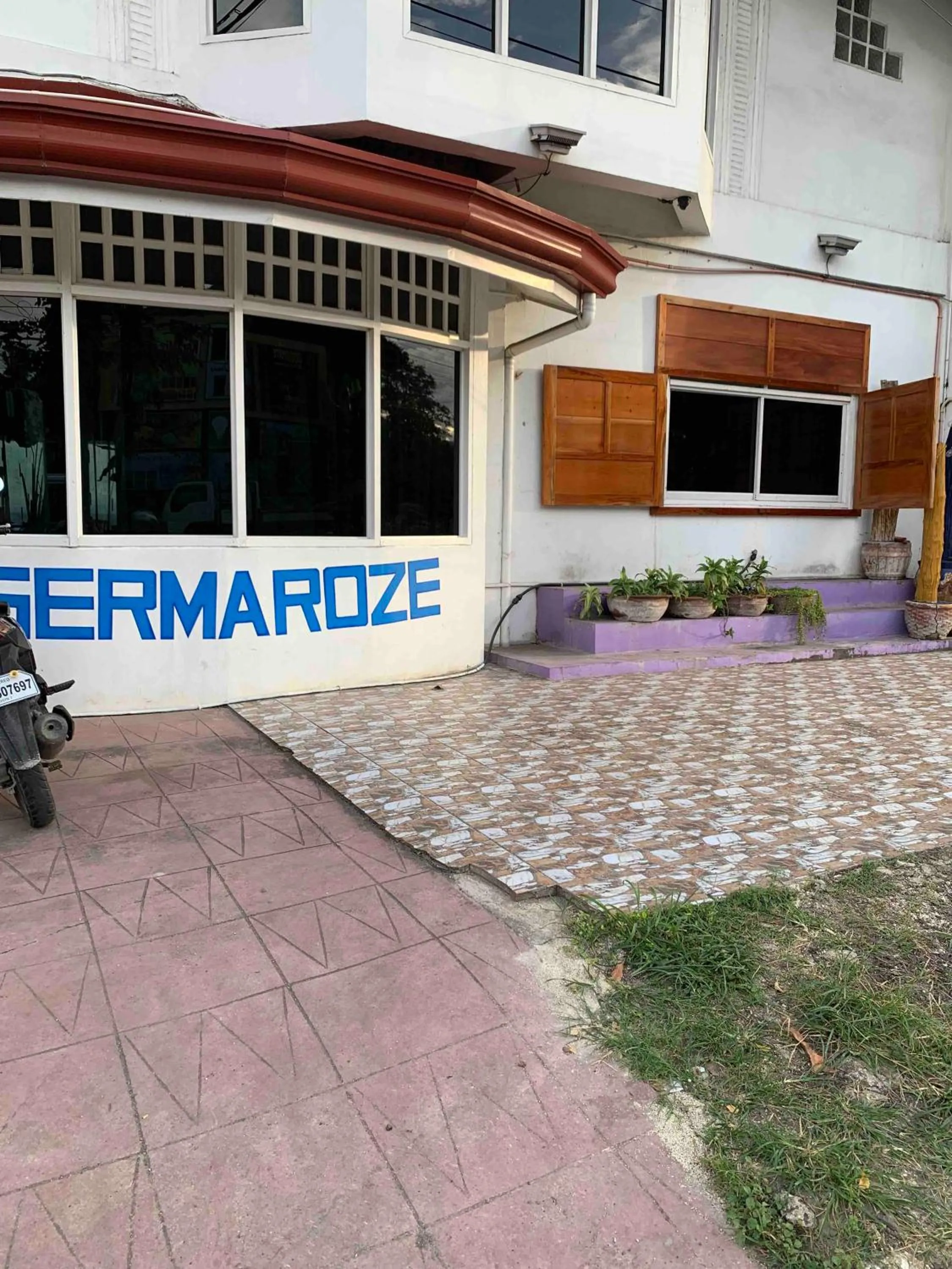 Property building in Germaroze