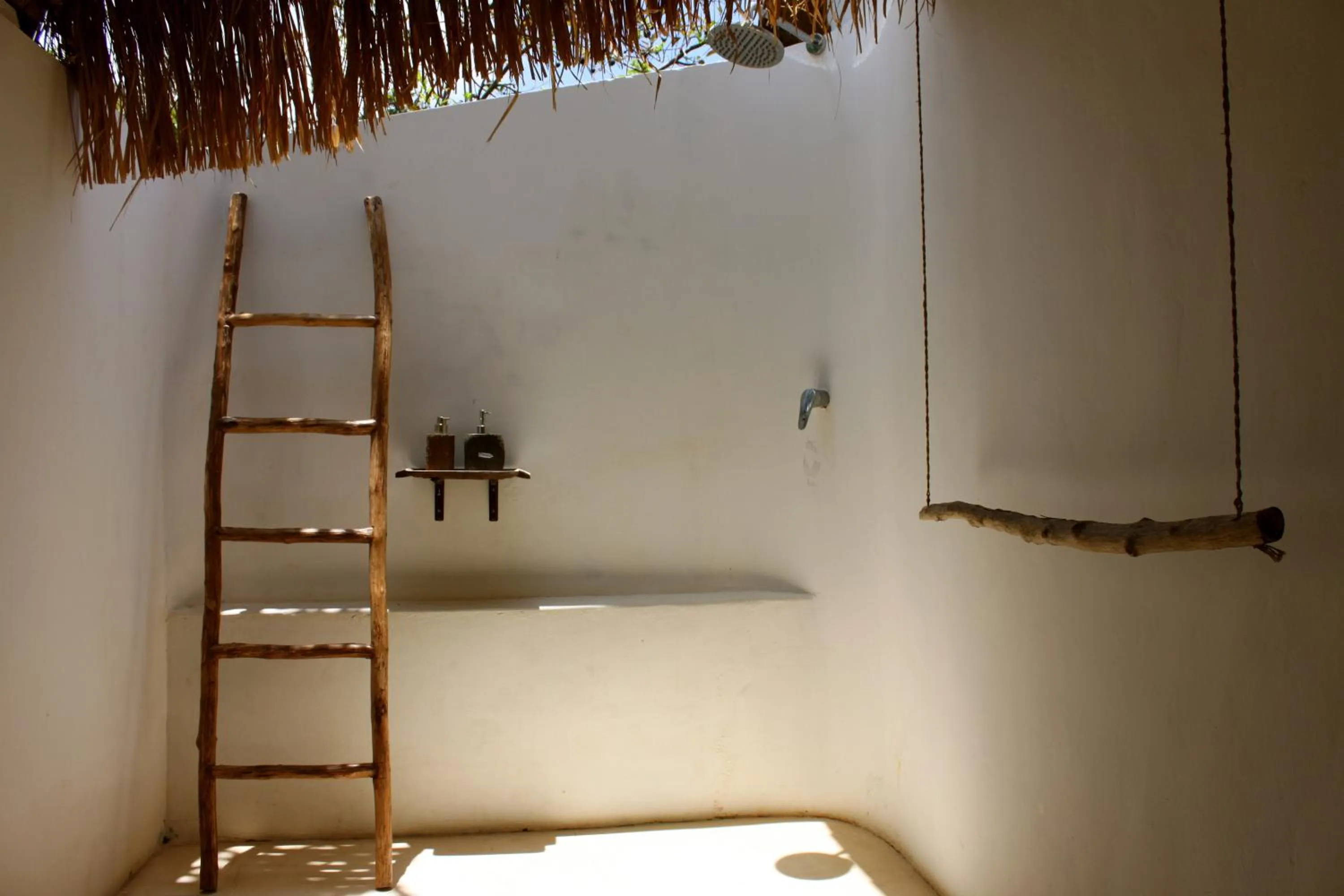 Toilet in Sal Secret Spot