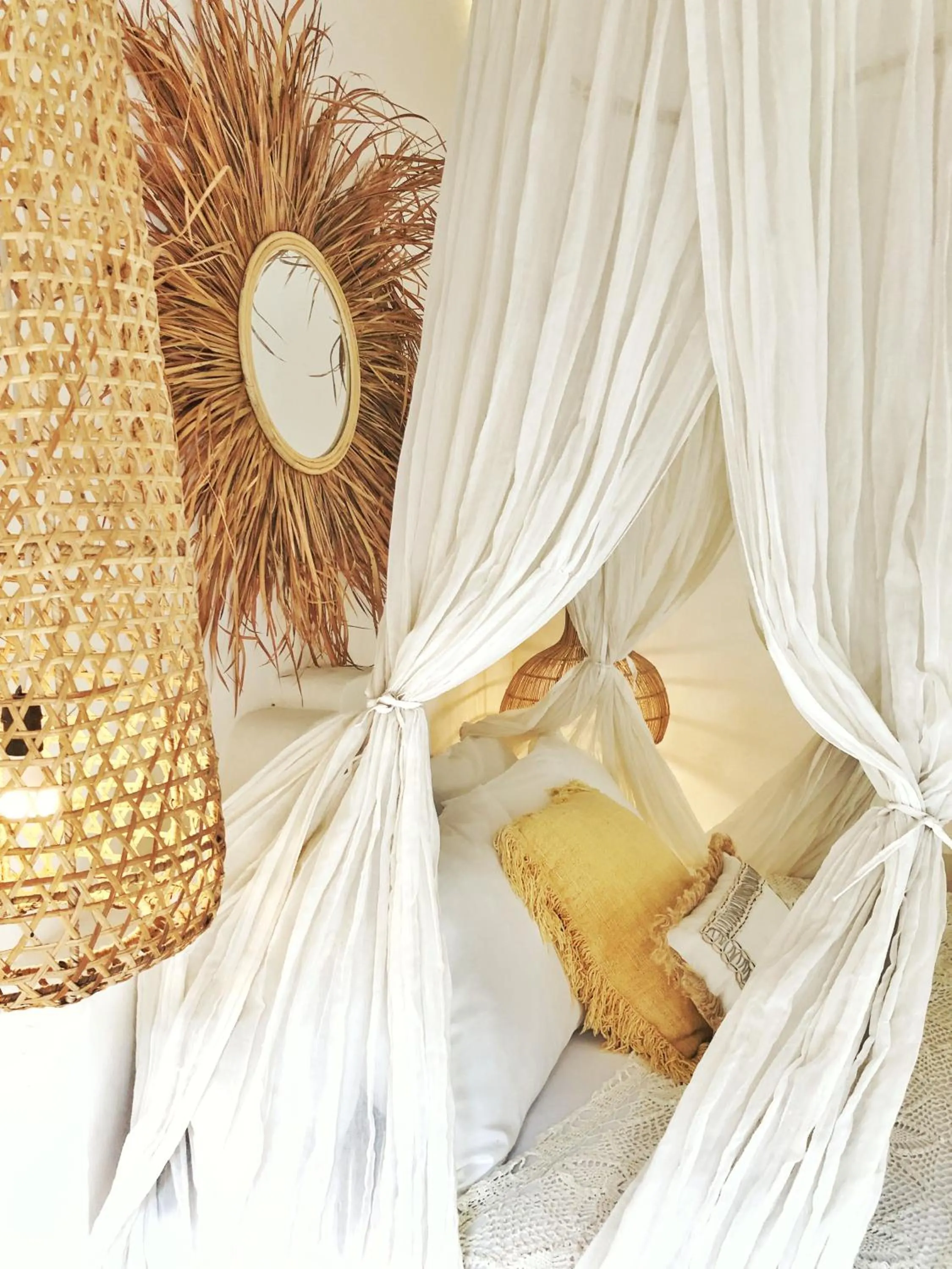 Decorative detail, Bed in Sal Secret Spot