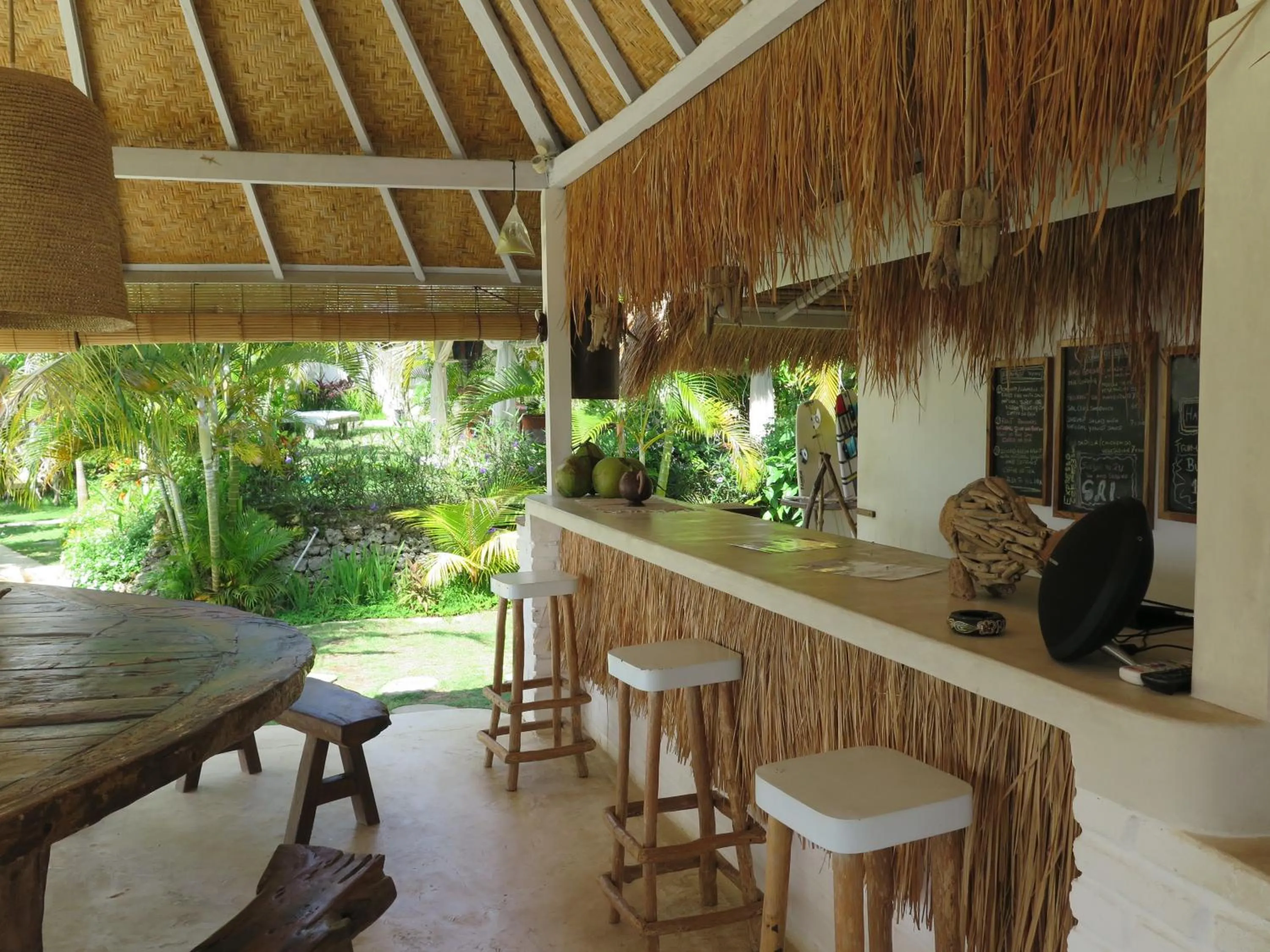 Restaurant/places to eat in Sal Secret Spot