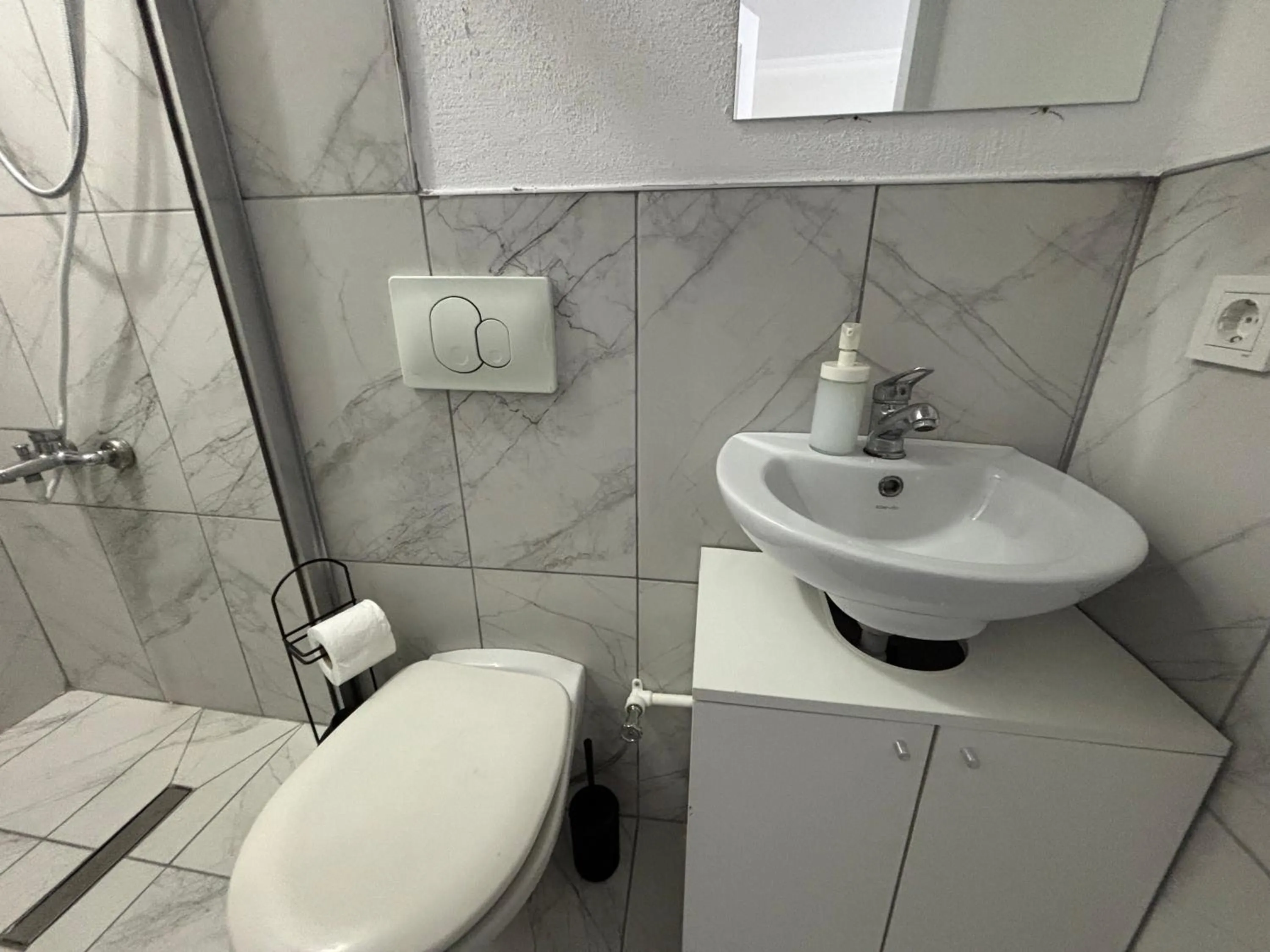 Bathroom in Istanberry - Berry Life Apartments