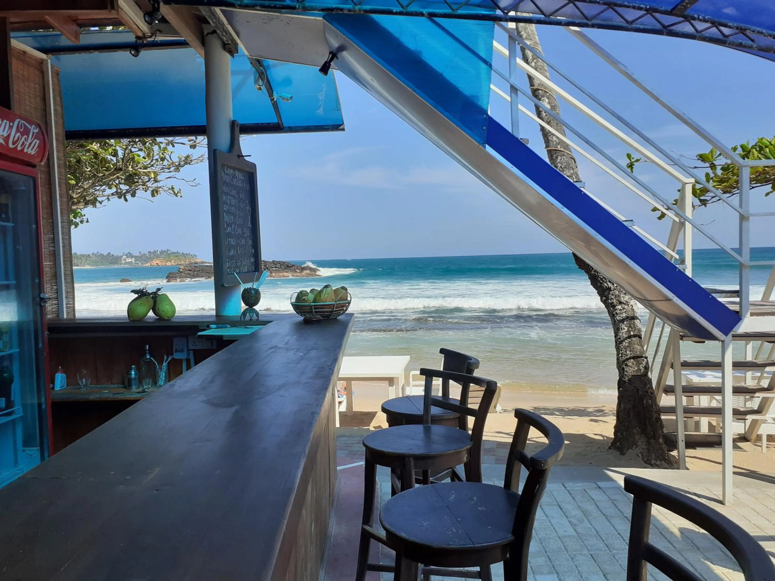 Restaurant/places to eat in Coral Beach Hotel