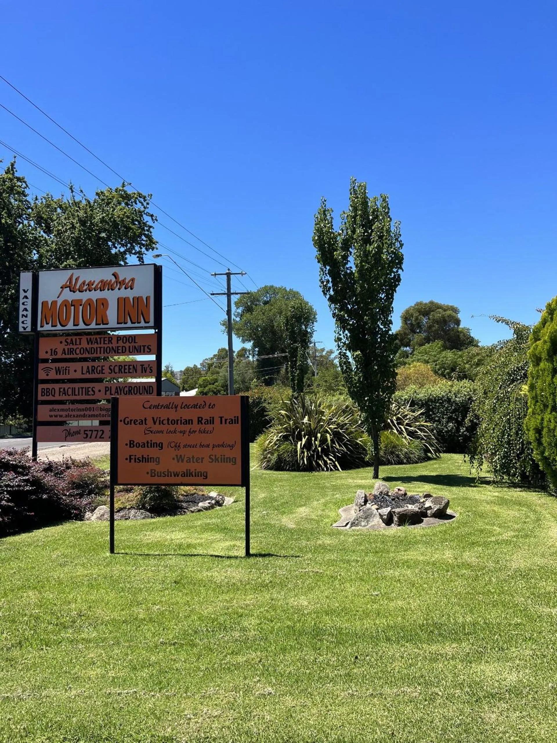 Property logo or sign in Alexandra Motor Inn