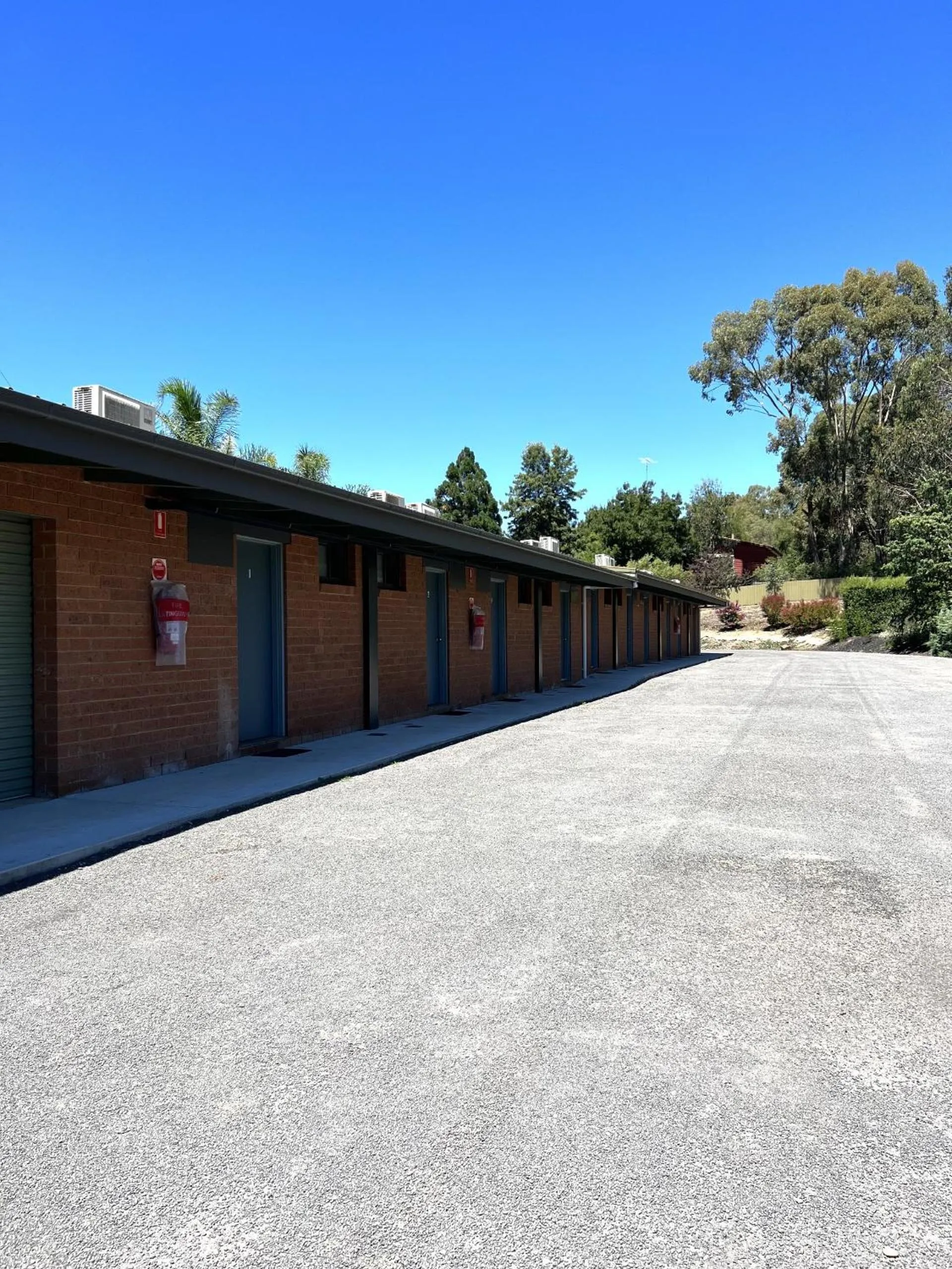 Parking in Alexandra Motor Inn