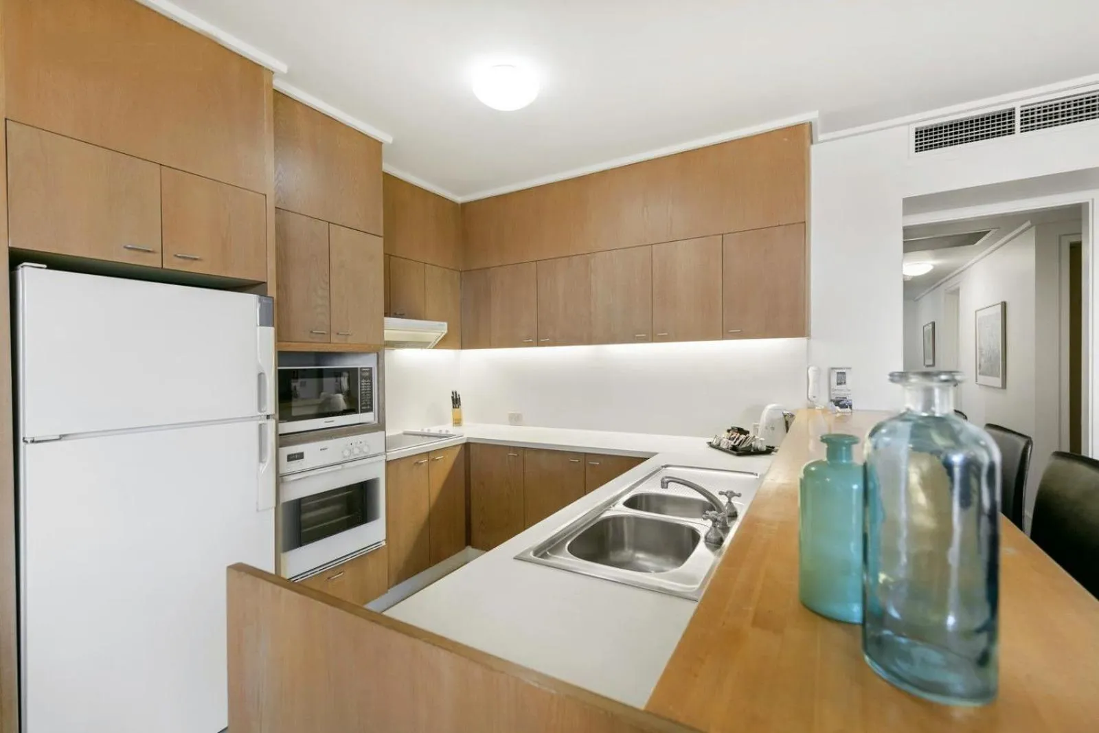 Kitchen or kitchenette in Portsea Village Resort