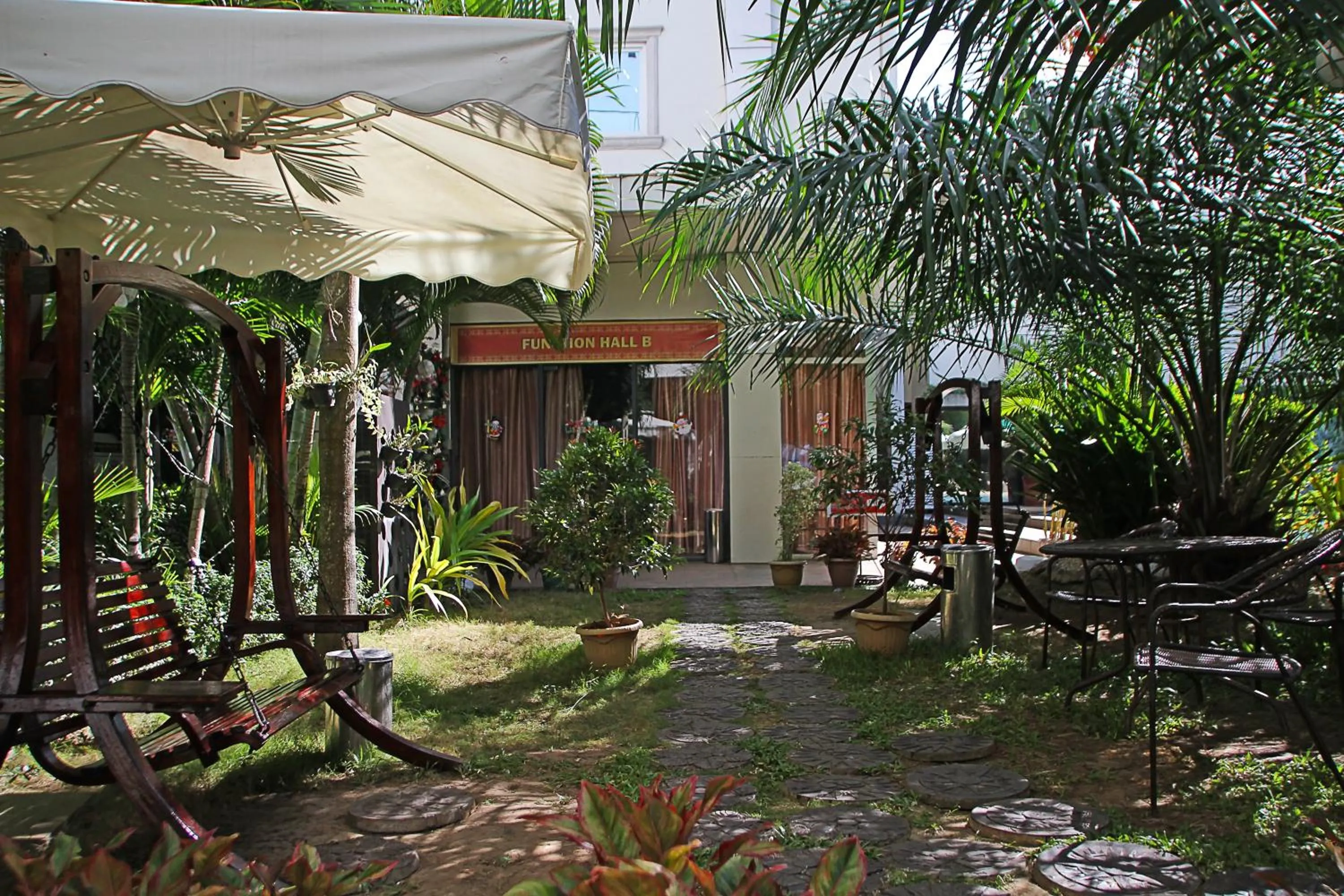 Garden in Palawan Uno Hotel