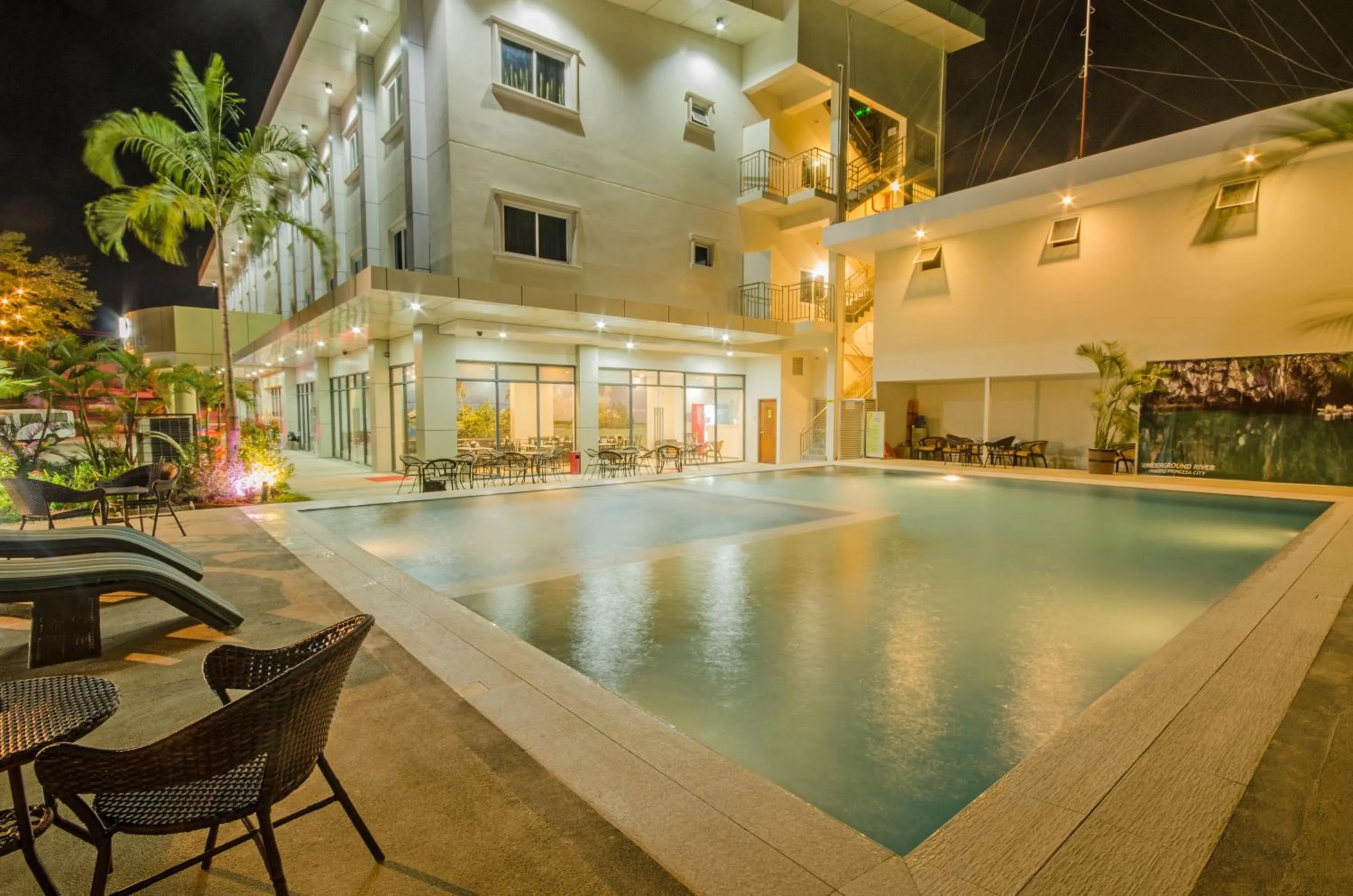 Night in Palawan Uno Hotel