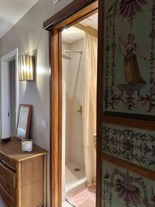 Shower in Modern 2 bedroom in Marbella Real