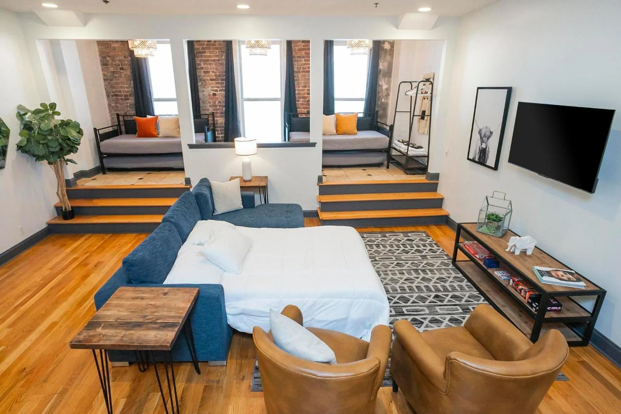 Loft Literally on Broadway Live Music & Bars