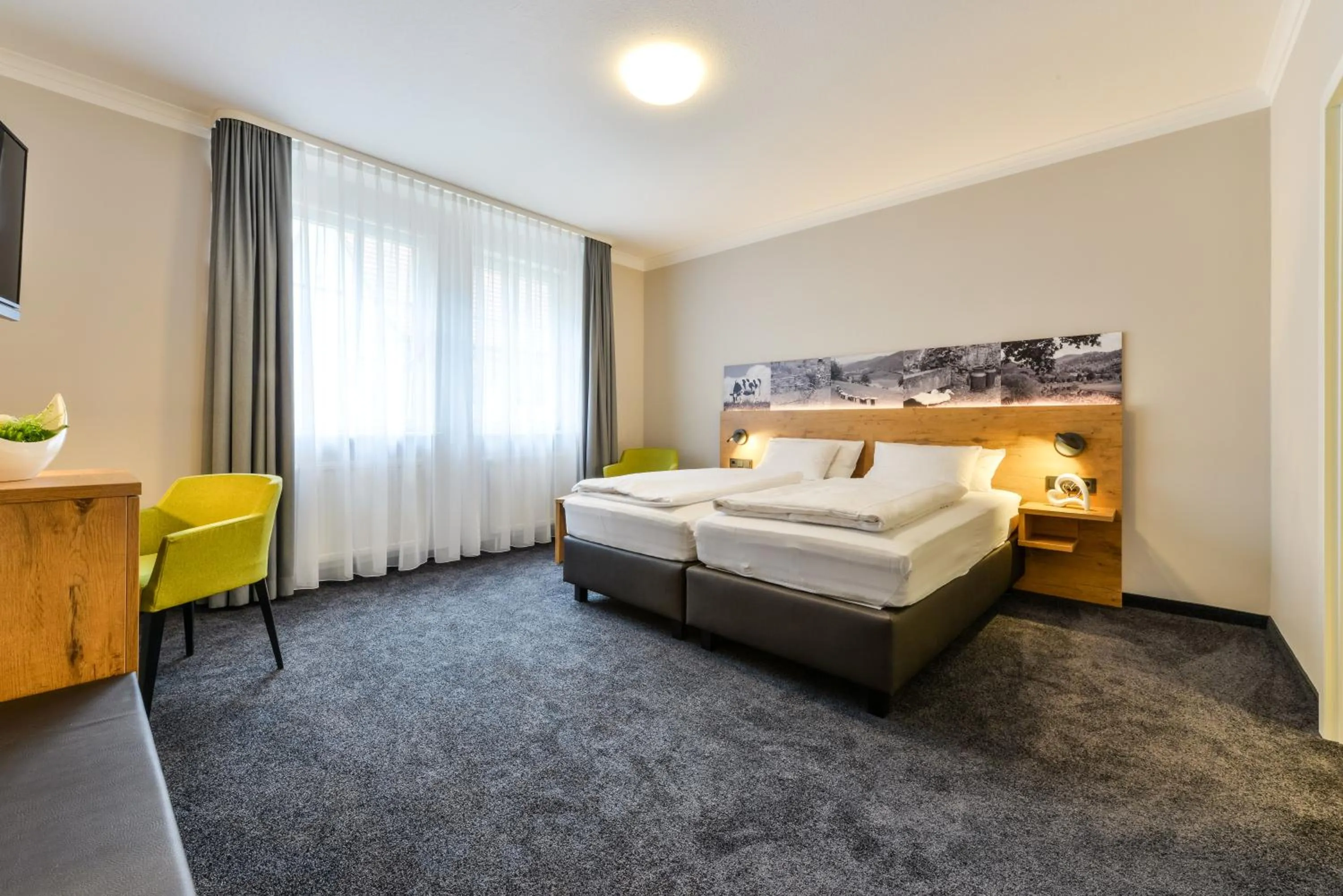 Bed in Hotel Restaurant Sonne