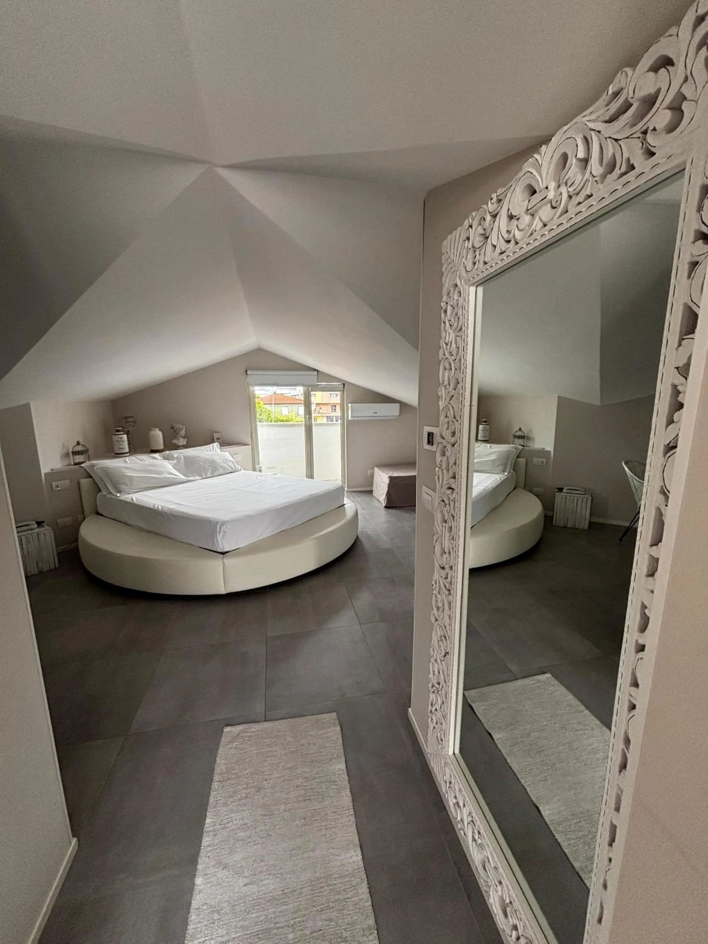 Bed in Manè Boutique Hotel