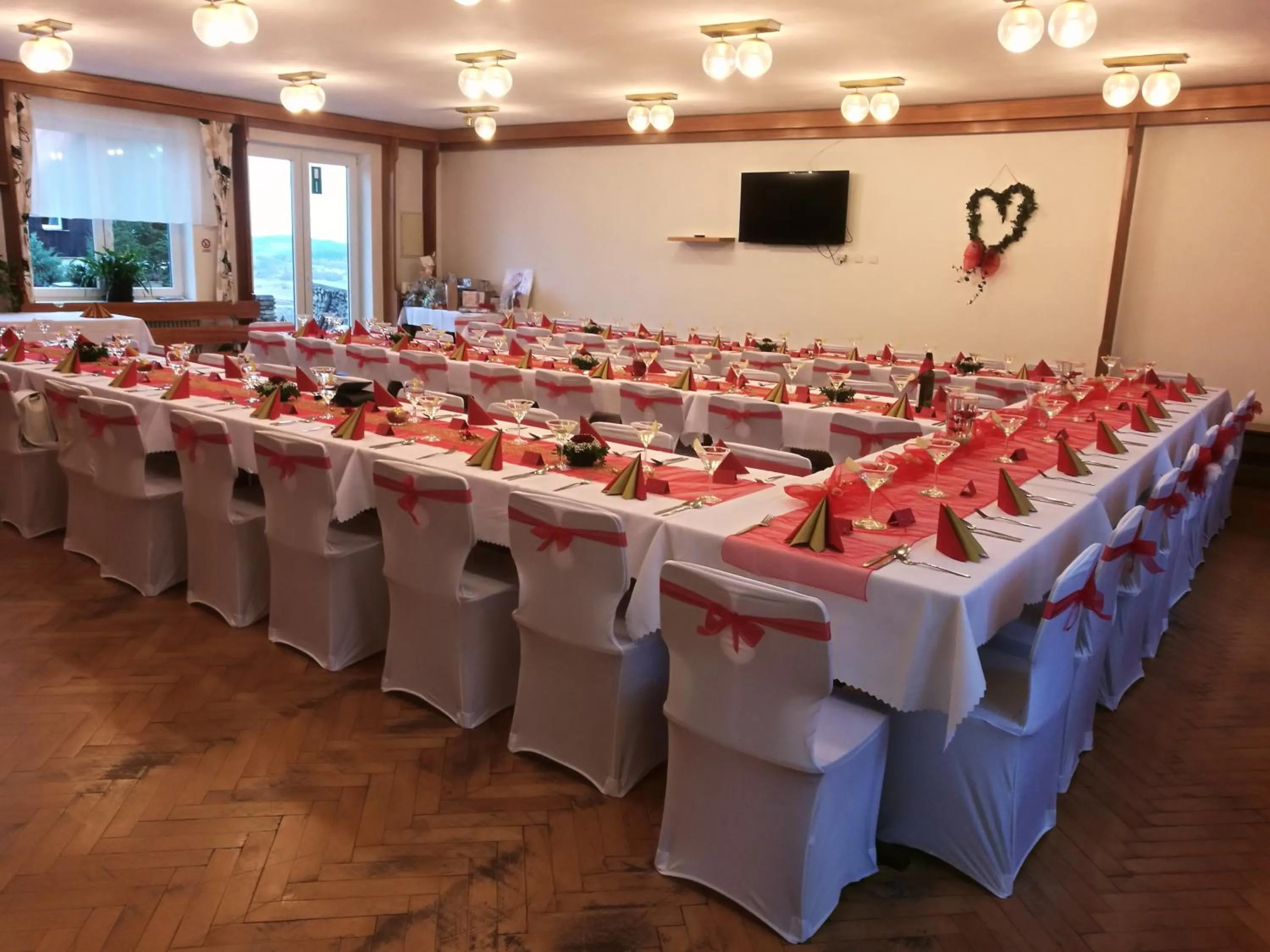 Banquet/Function facilities in Hotel Rohanov