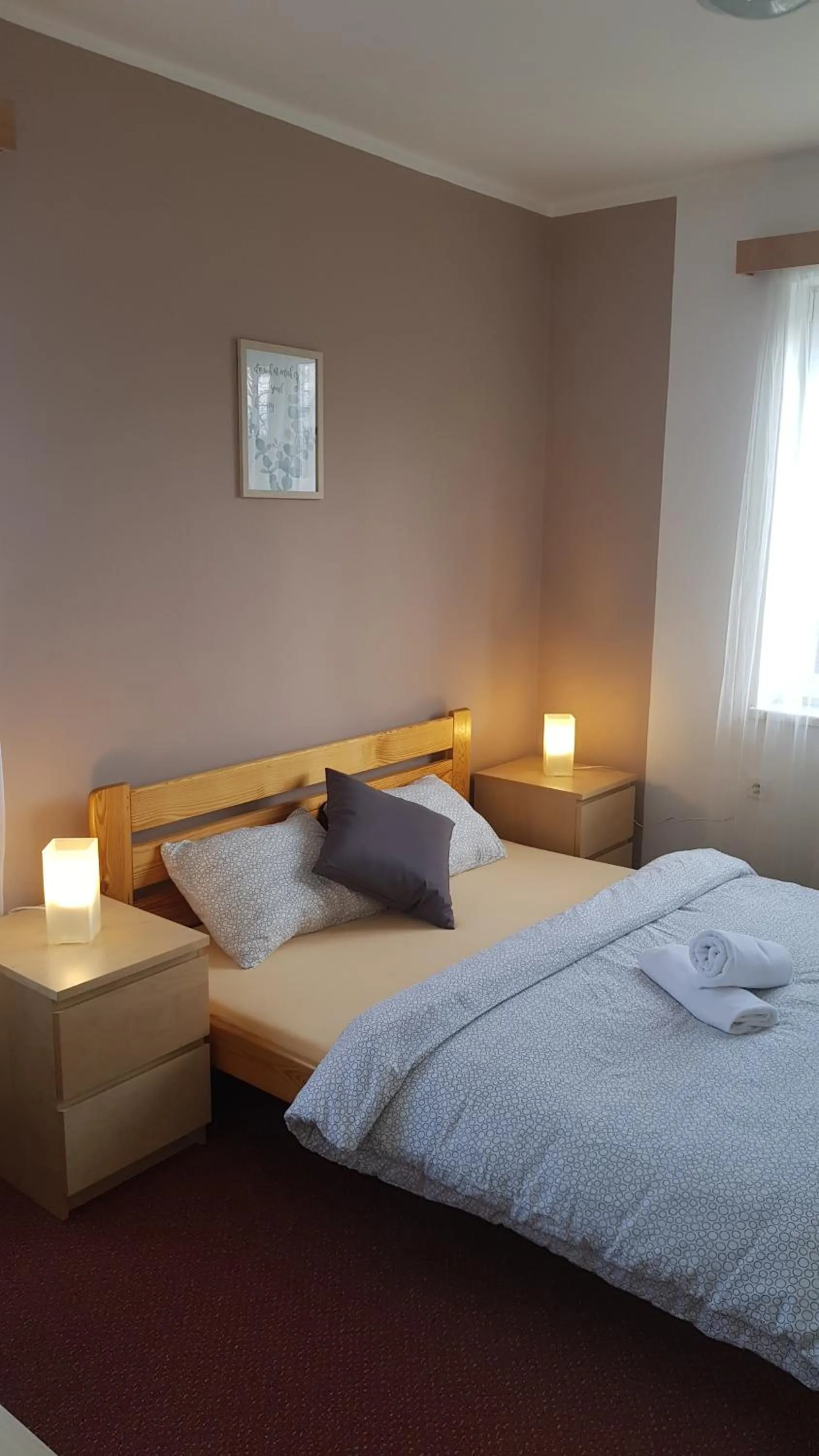 Bed in Hotel Rohanov