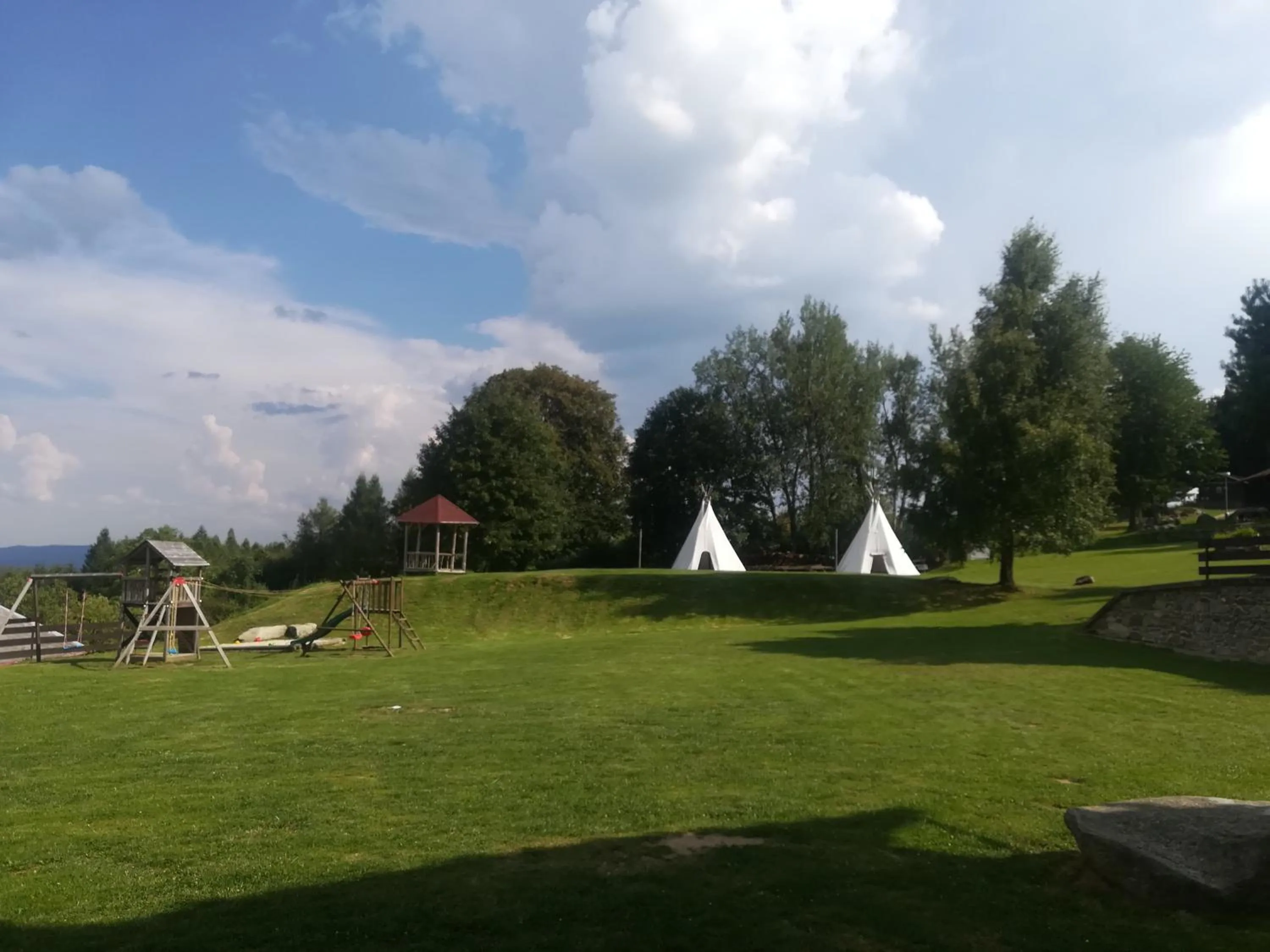 Garden in Hotel Rohanov