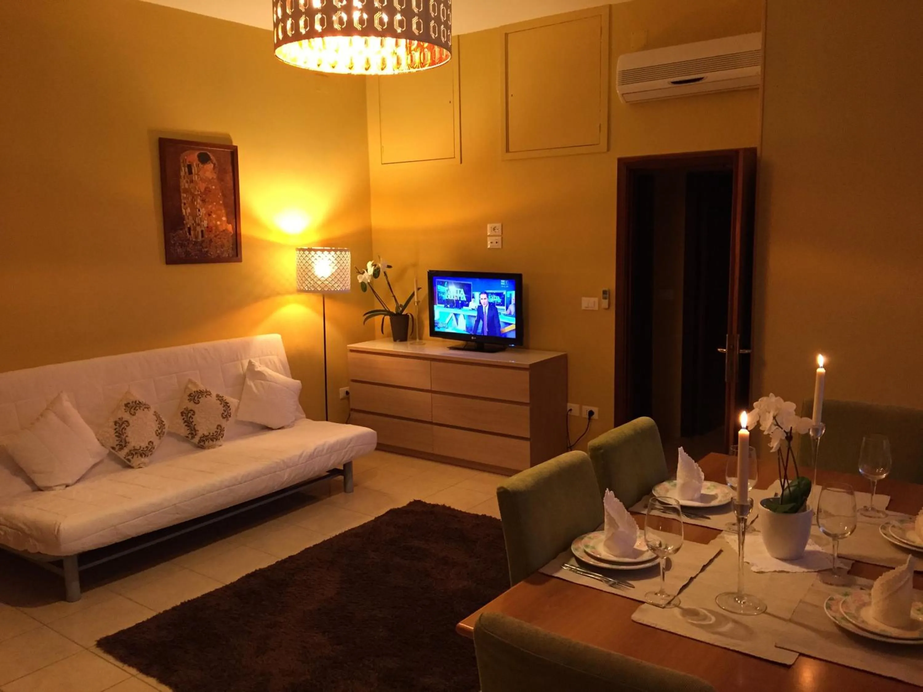 Two-Bedroom Apartment with Balcony - Sunny in Holiday Dreams