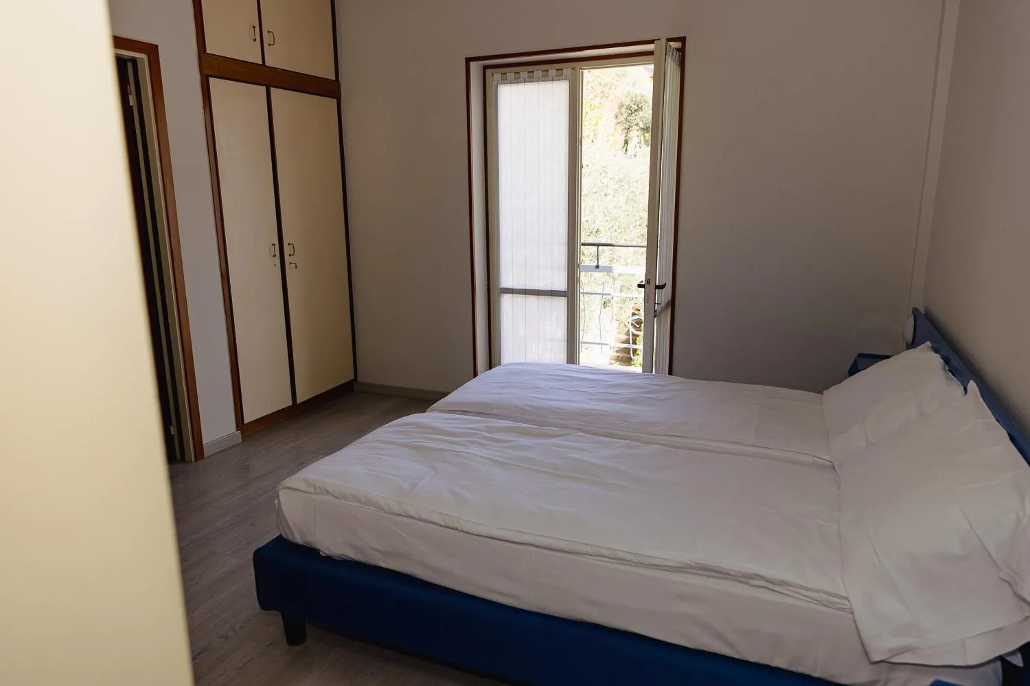 Bed in La Foresta Monteisola