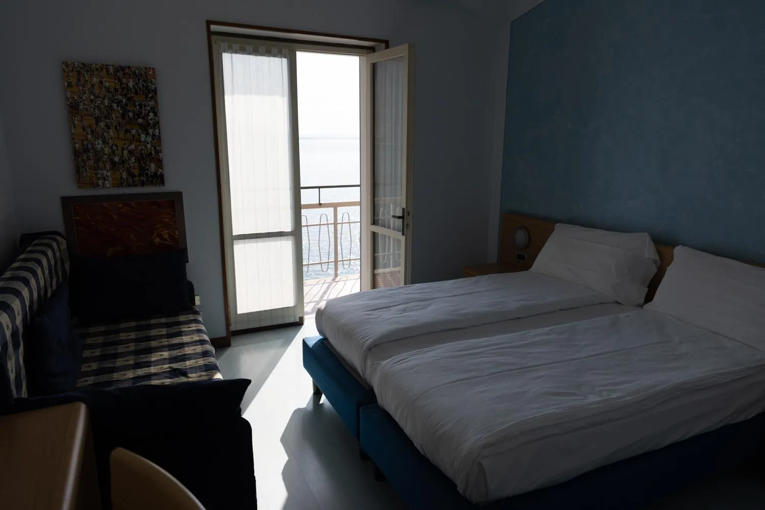 Bed in La Foresta Monteisola