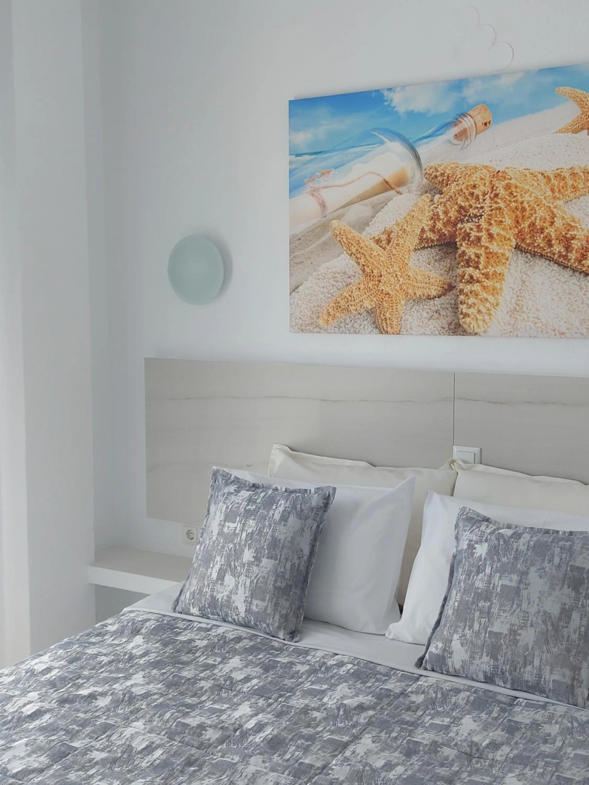 Bedroom, Bed in Doron Hotel Delfini