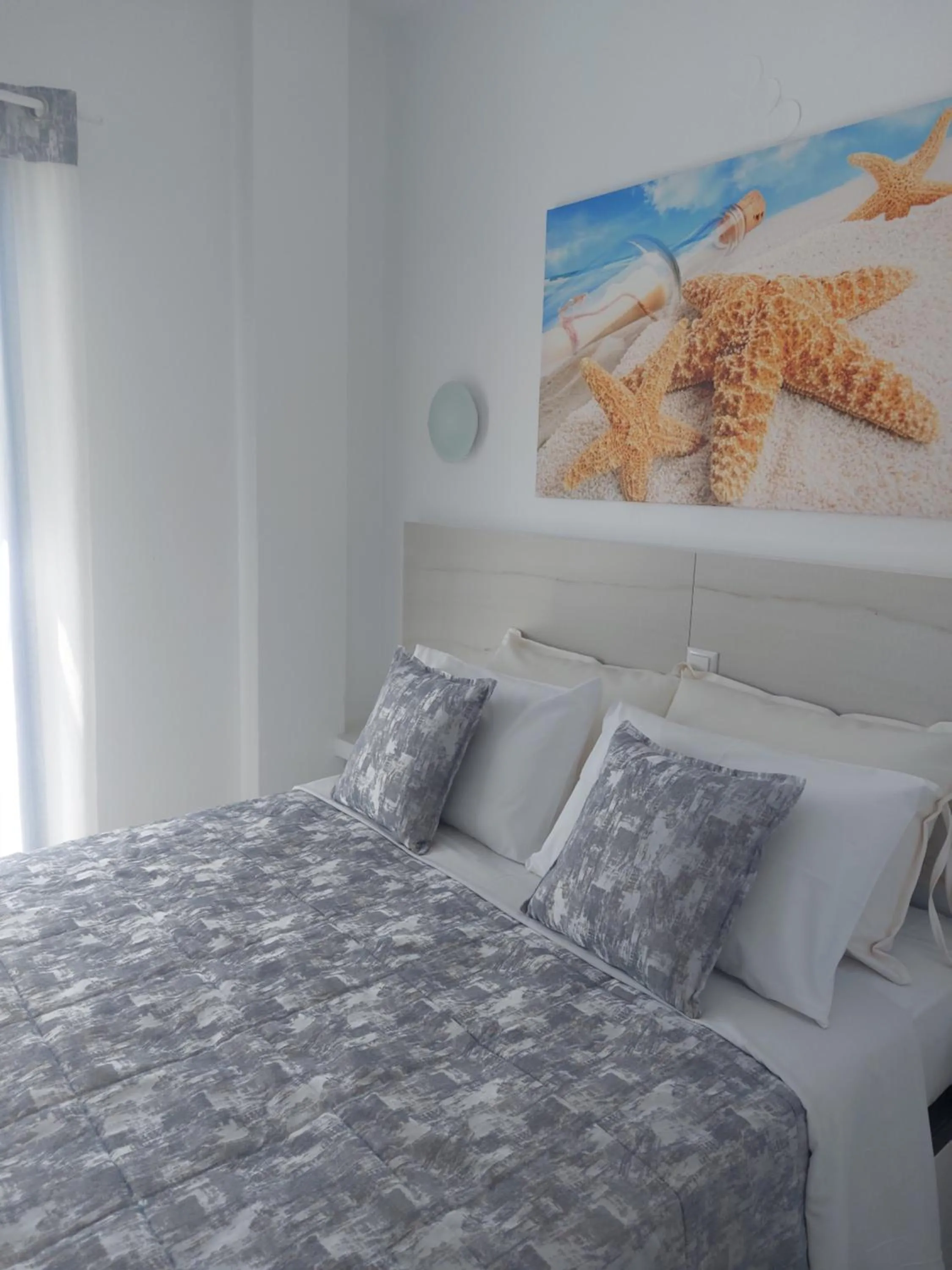 Bedroom, Bed in Doron Hotel Delfini