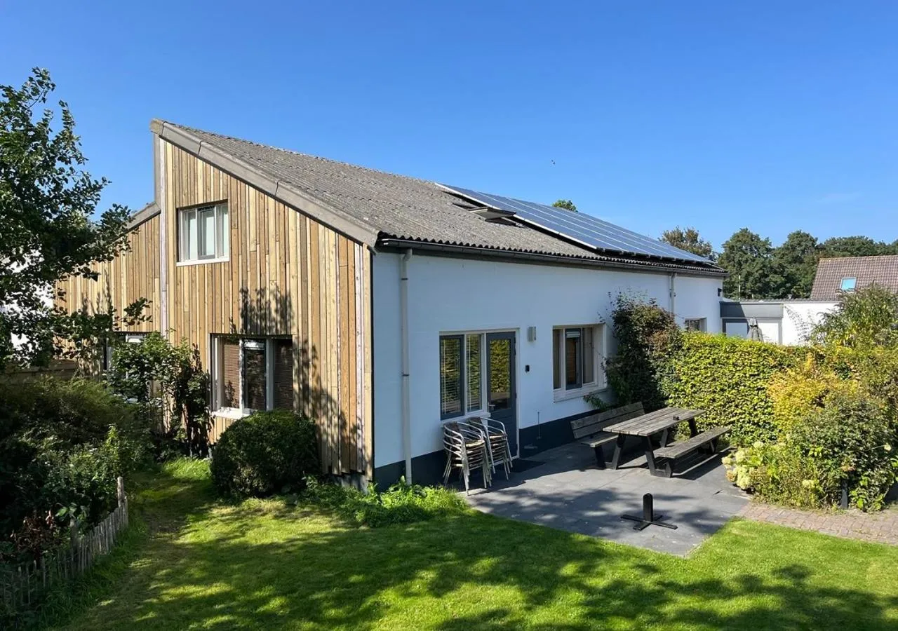 Waddenhoes Gastenverblijven