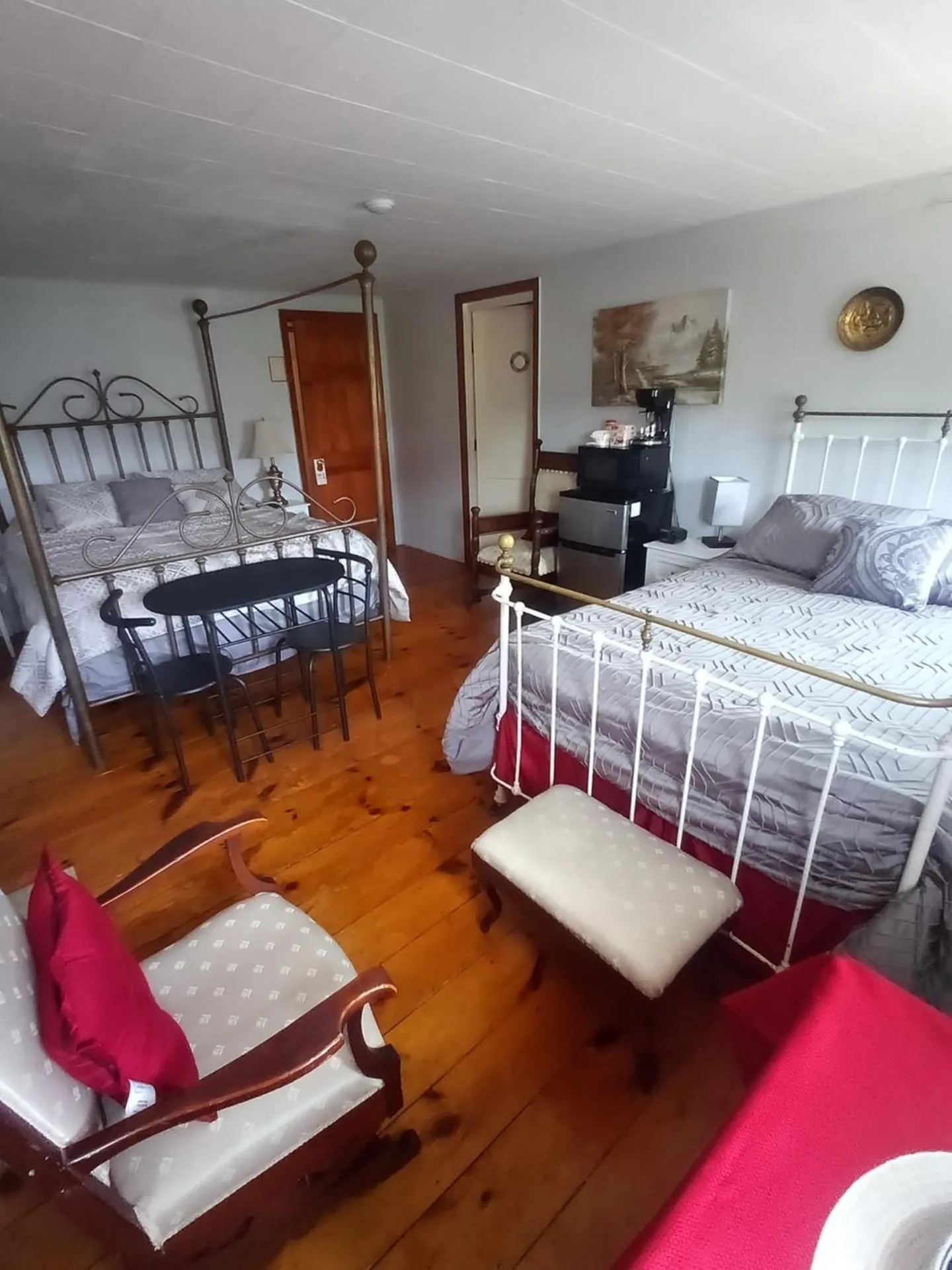 Bed in Sea Breeze Inn beach rentals
