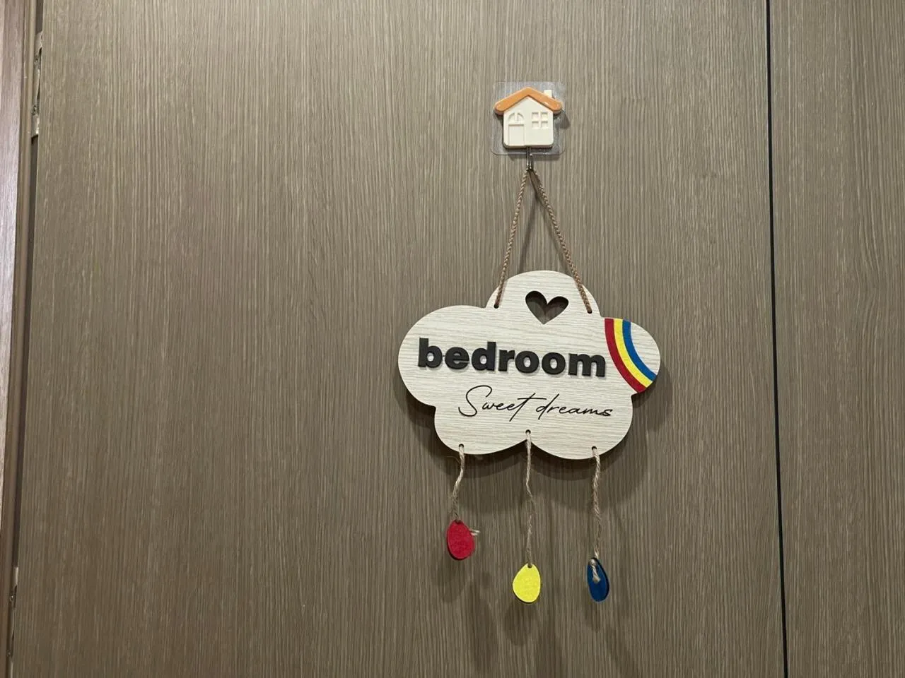 wardrobe in Basic Guest House Hải Phòng