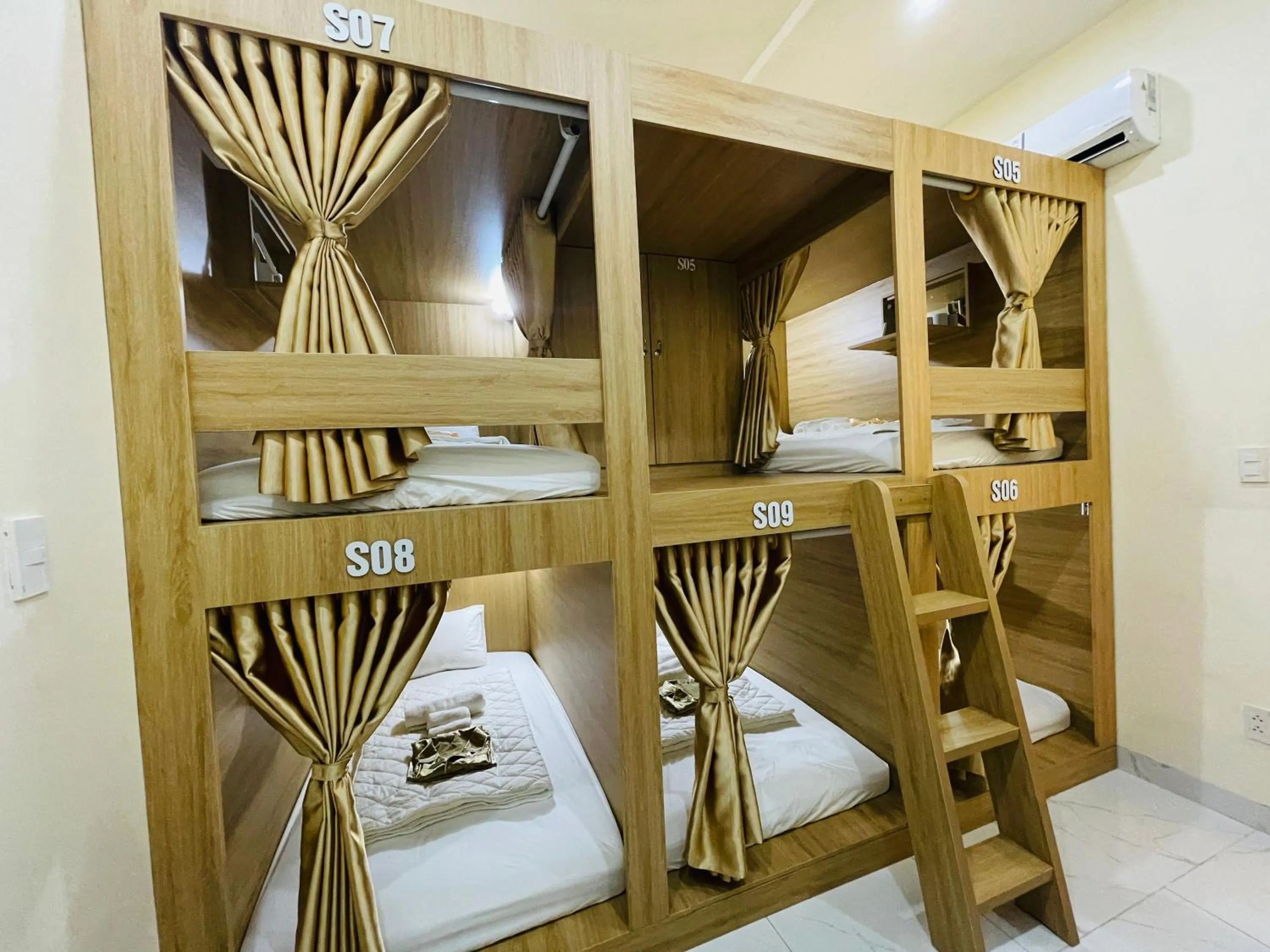 Bed in Basic Guest House Hải Phòng