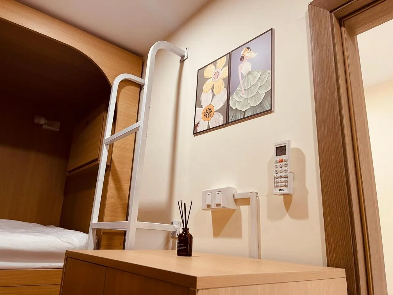 Bed in Basic Guest House Hải Phòng