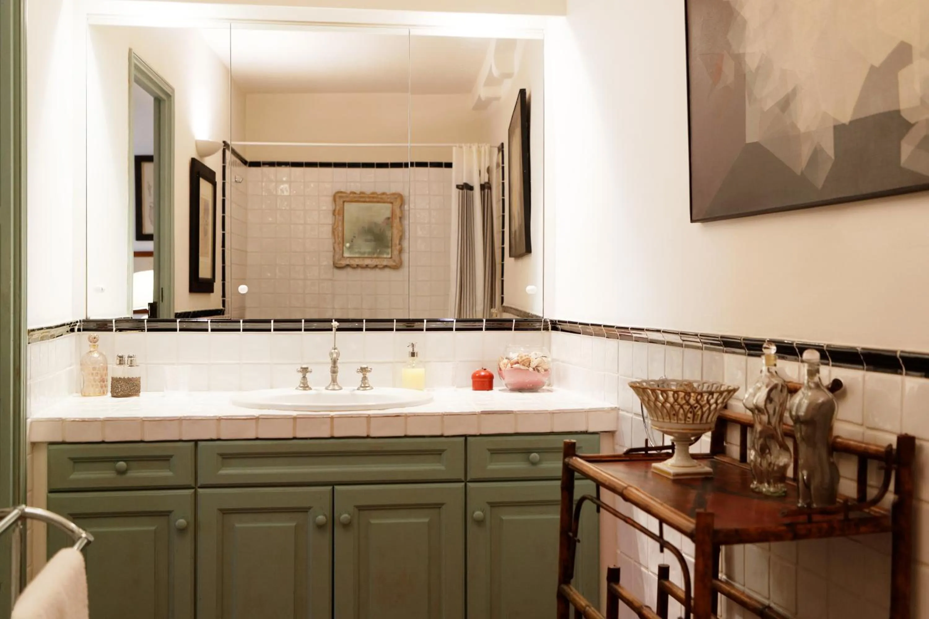 Bathroom in La Maison du Prince