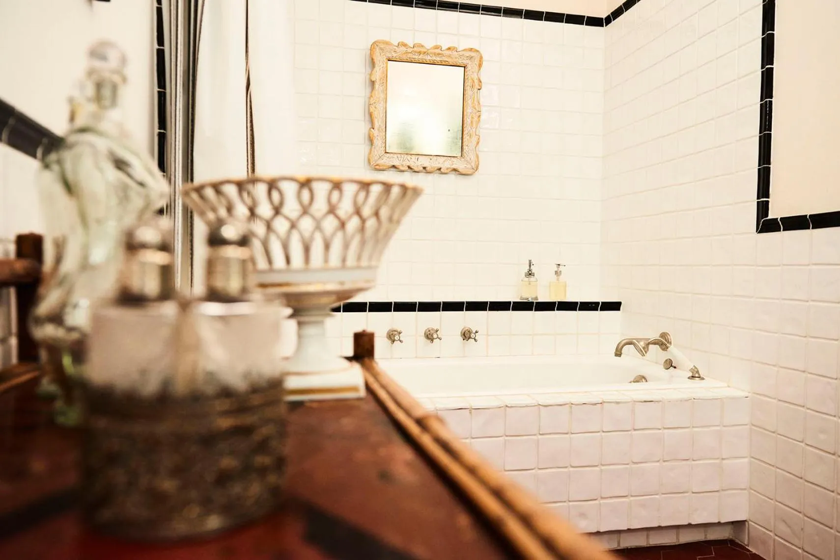 Shower in La Maison du Prince