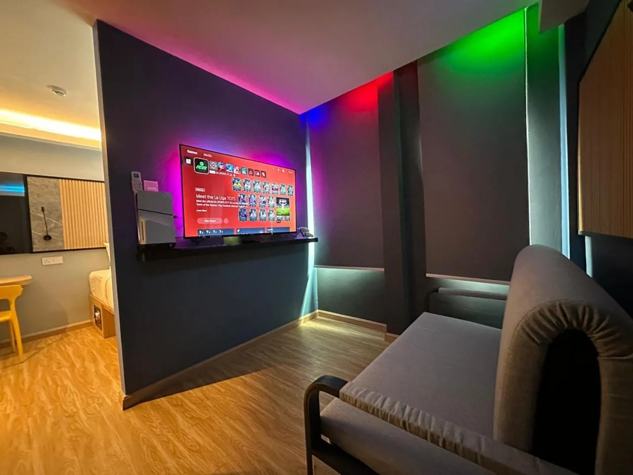 Bed in Blue Lagoon At Bandar Sunway