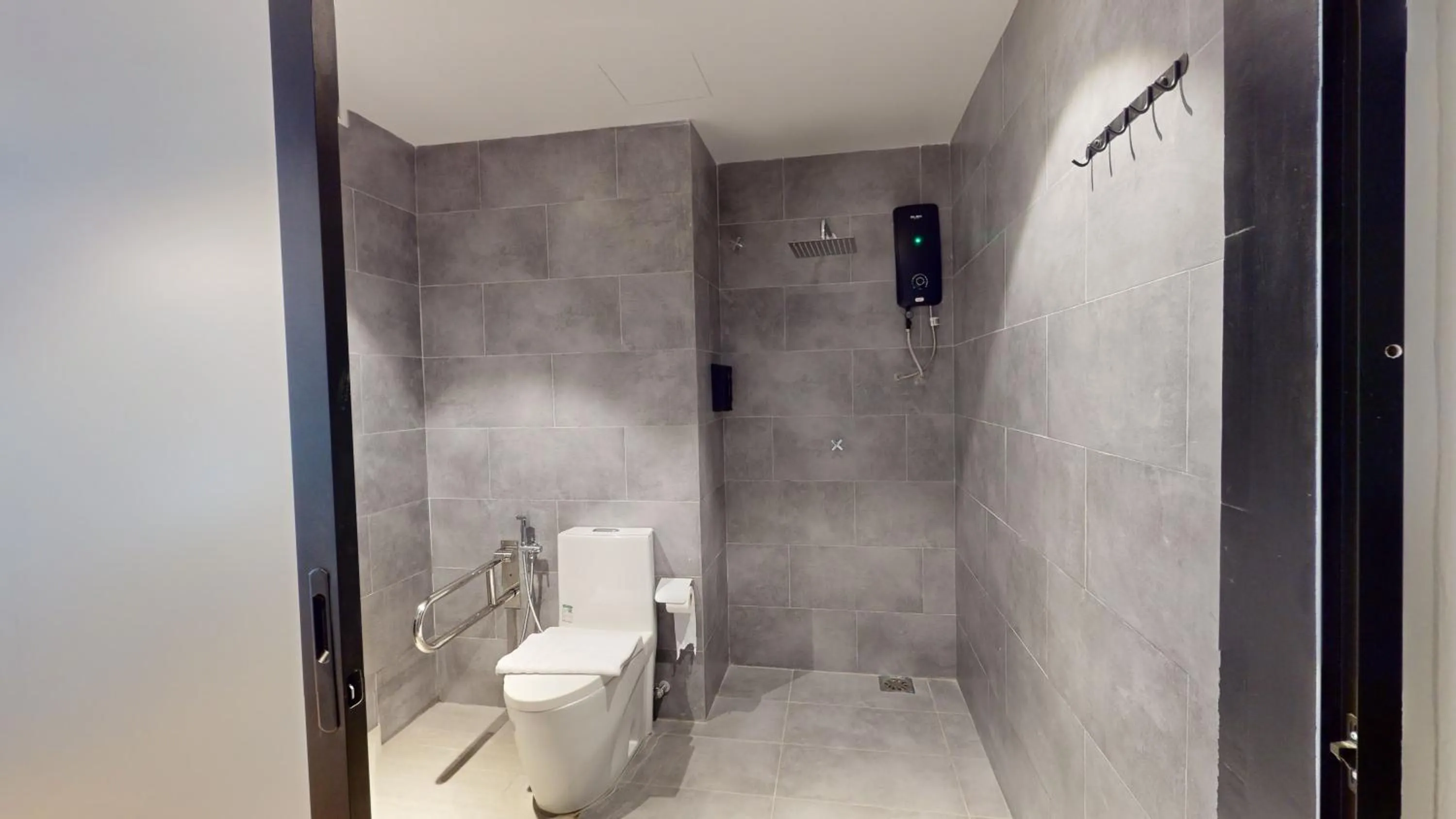 Shower in Blue Lagoon At Bandar Sunway