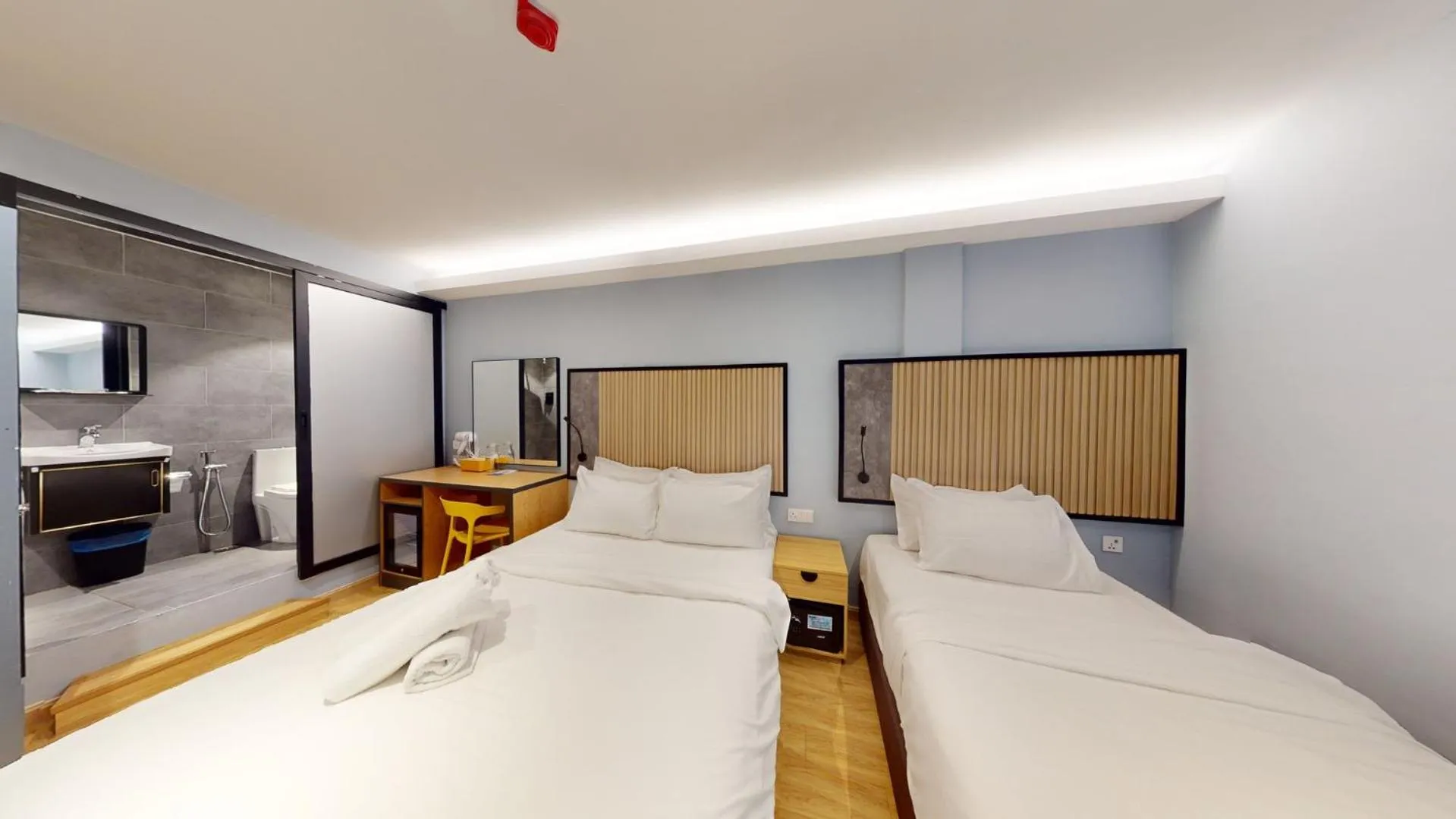 Bed in Blue Lagoon At Bandar Sunway