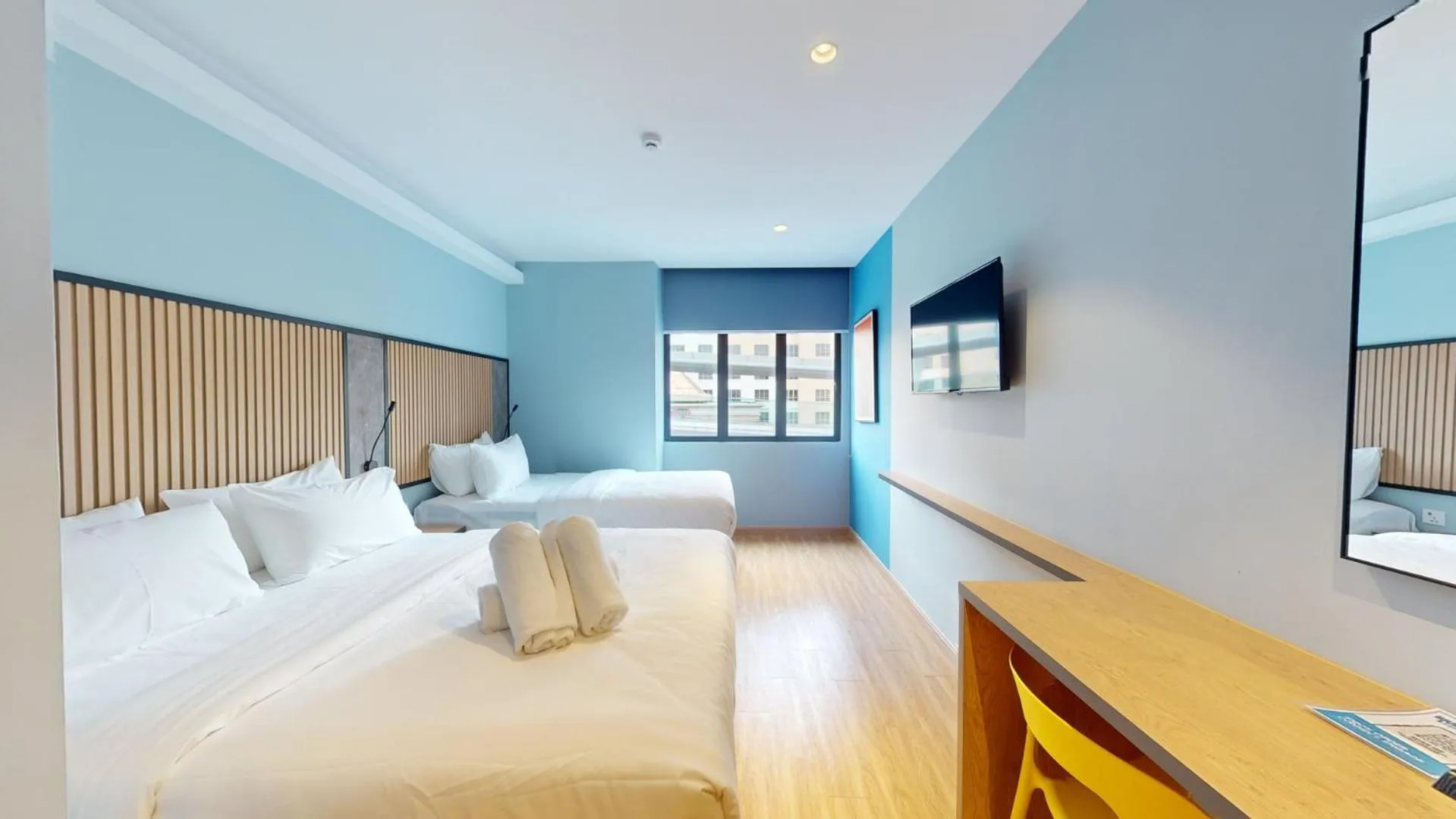 Bed in Blue Lagoon At Bandar Sunway