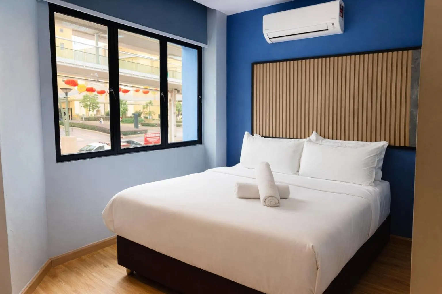 Bed in Blue Lagoon At Bandar Sunway