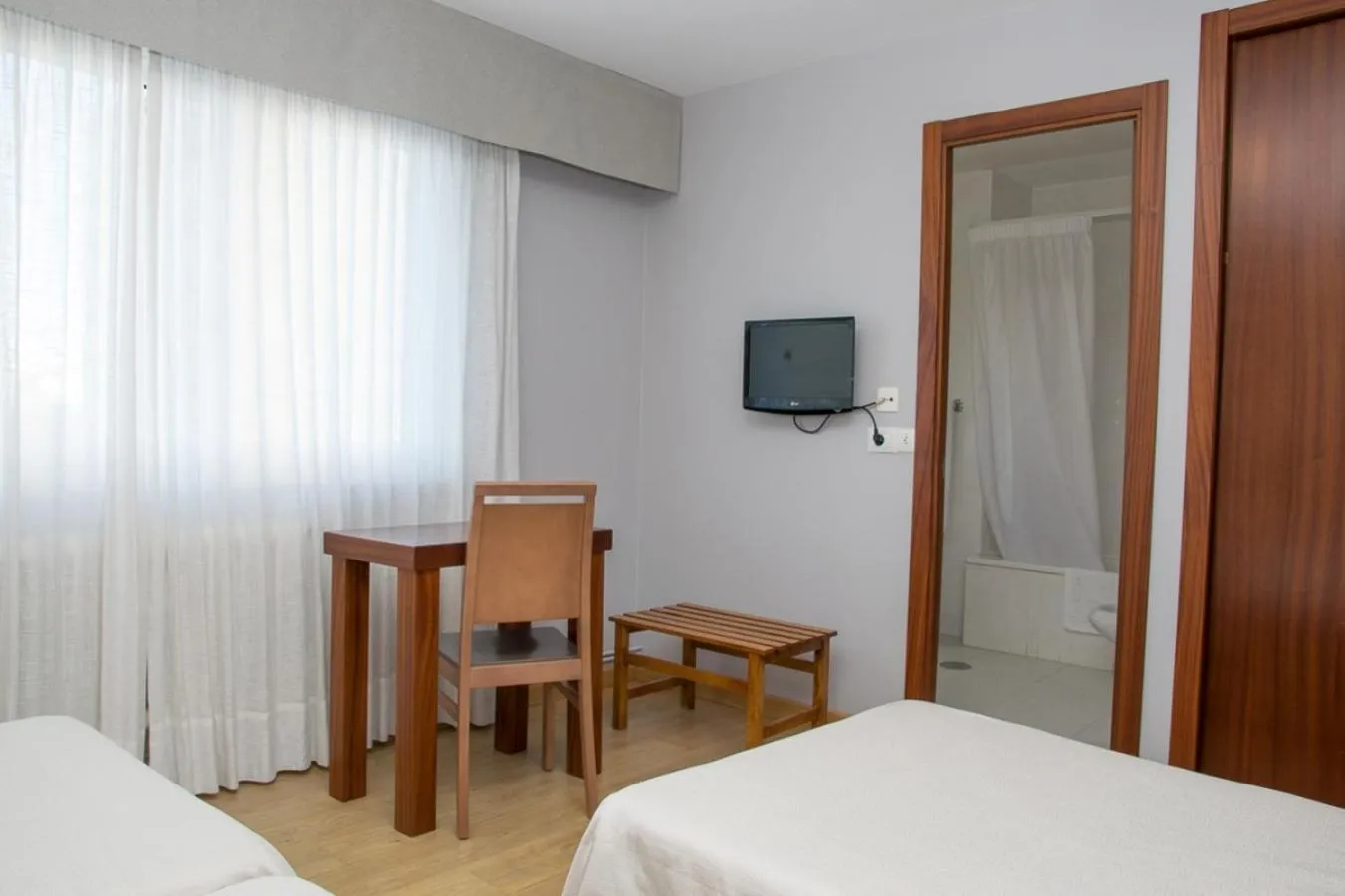 Bedroom, Bed in Hotel Brisa