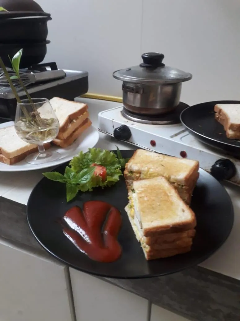 Restaurant/places to eat in Ella Rock Heaven