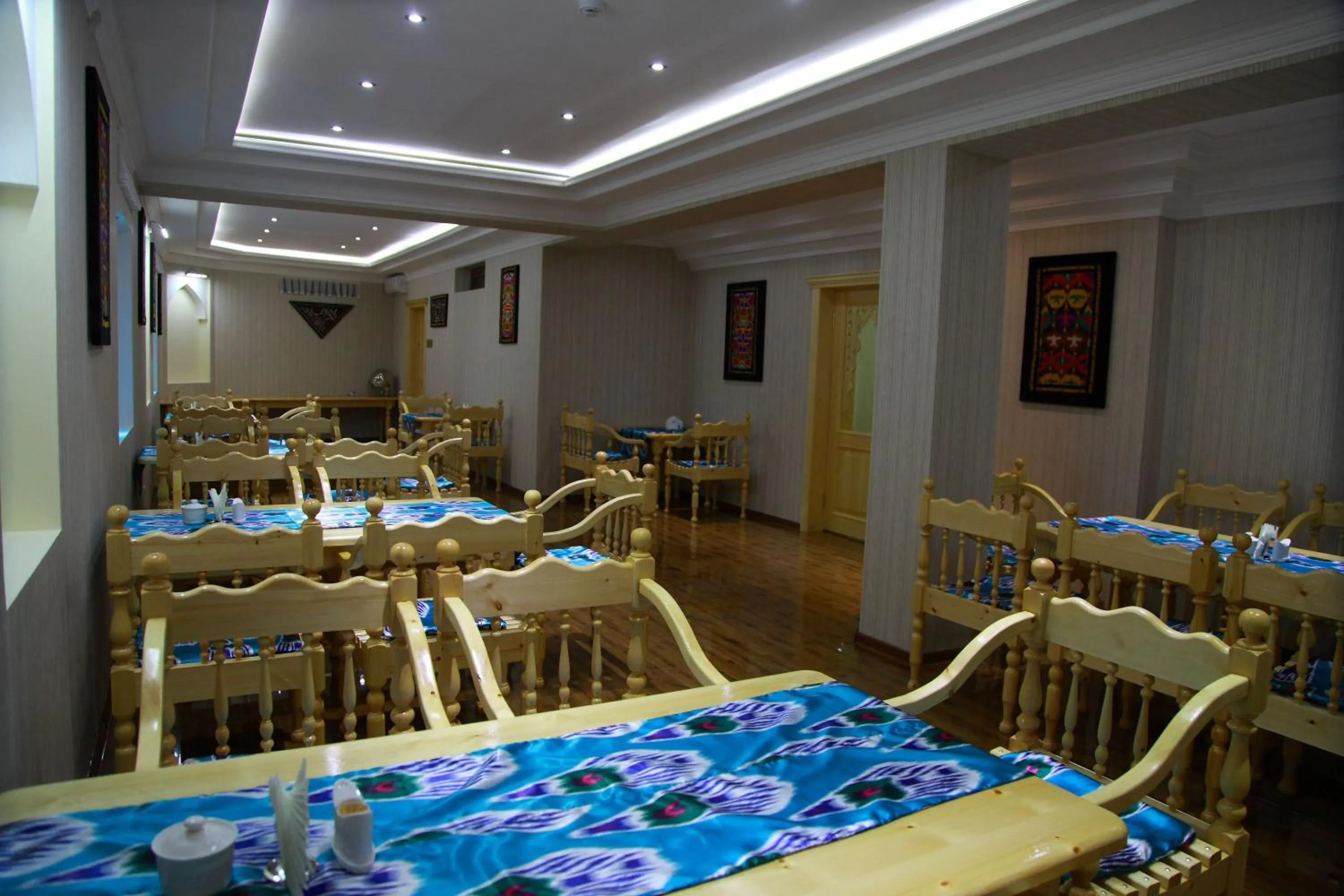 Restaurant/places to eat in Sultan Hotel Boutique