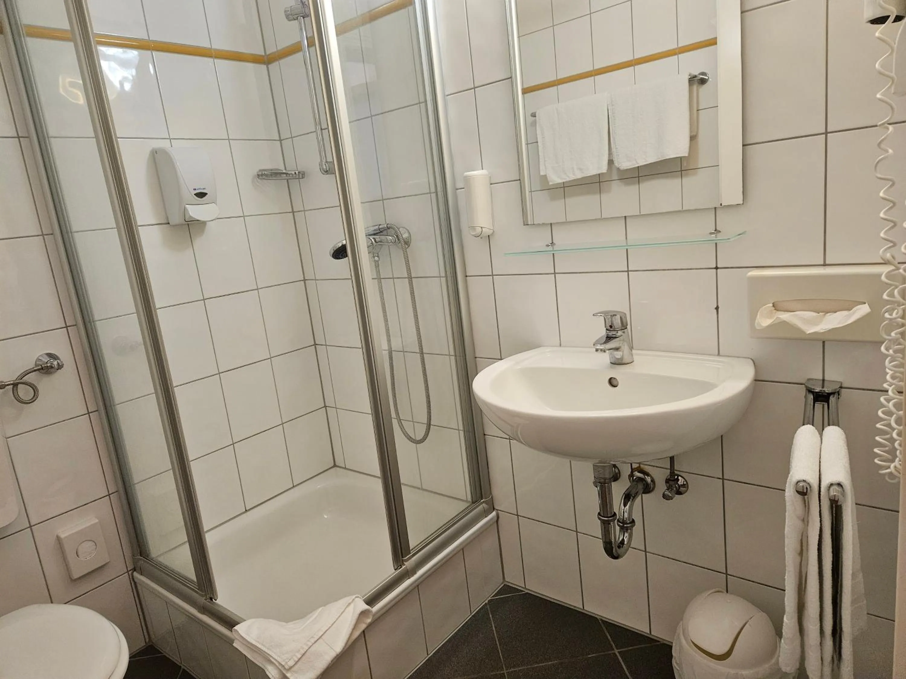 Shower in Terra Ventura Hotel