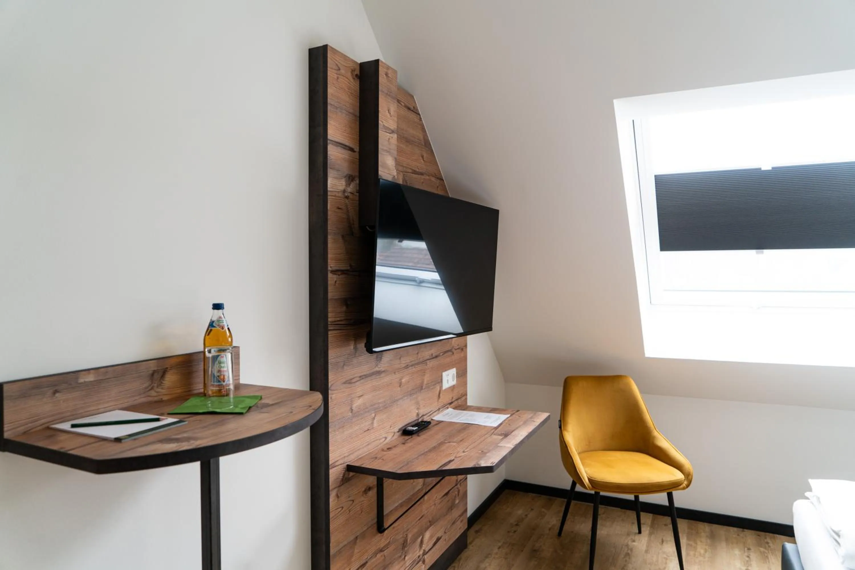 TV and multimedia in SEKRA Stadthotel