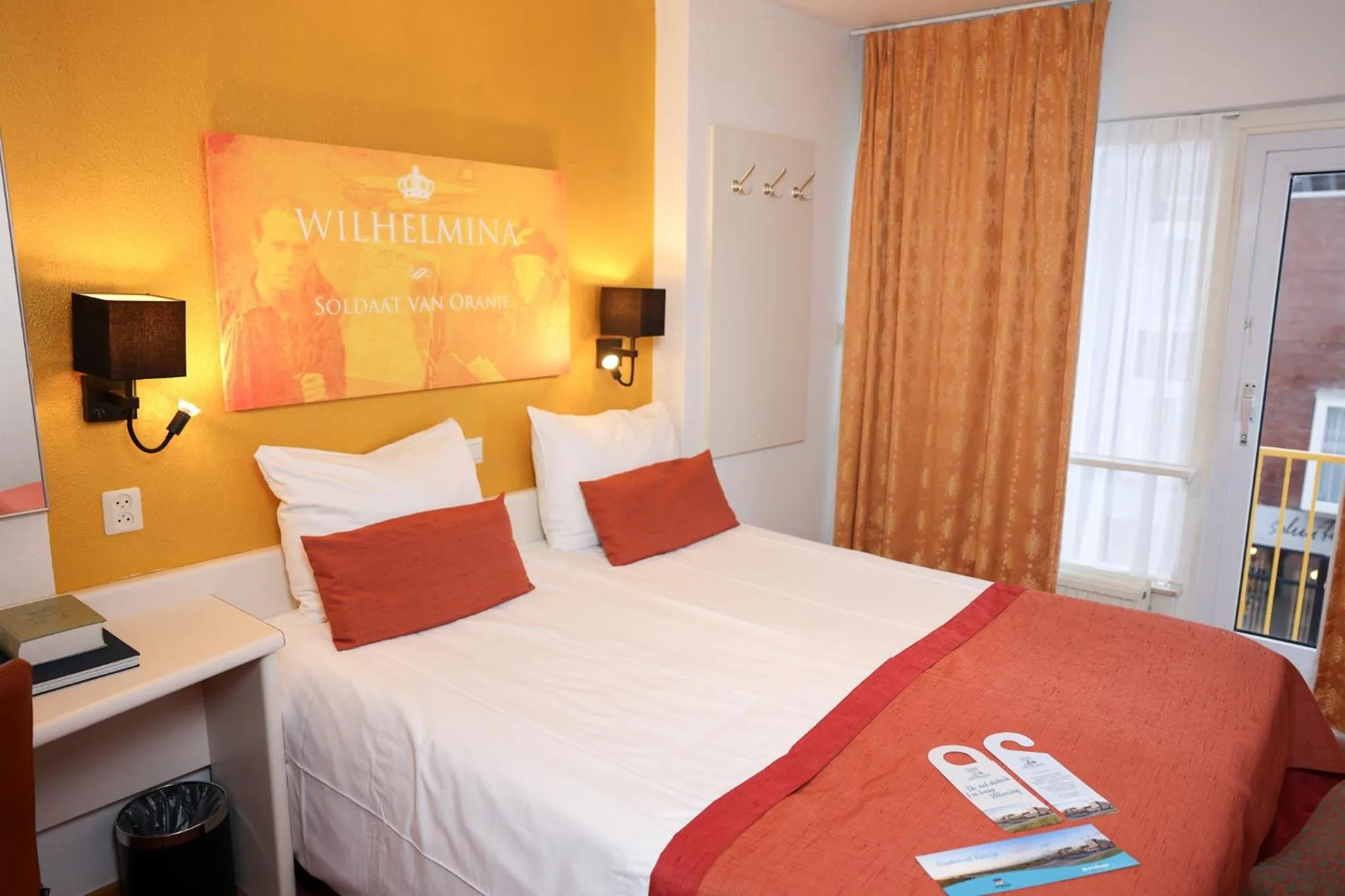 Bed in Hotel Noordzee