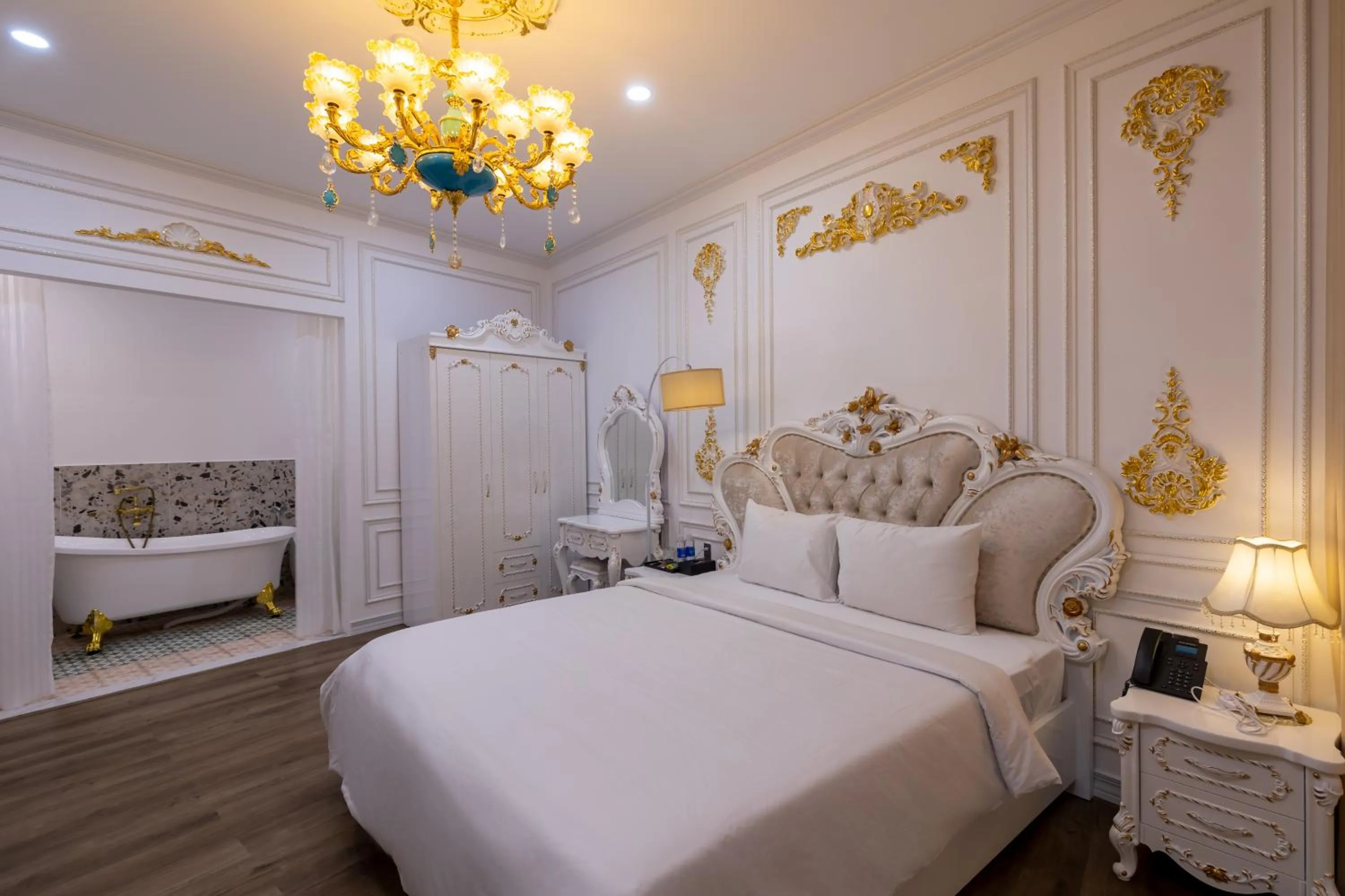 Bed in Pisces Hotel Hue