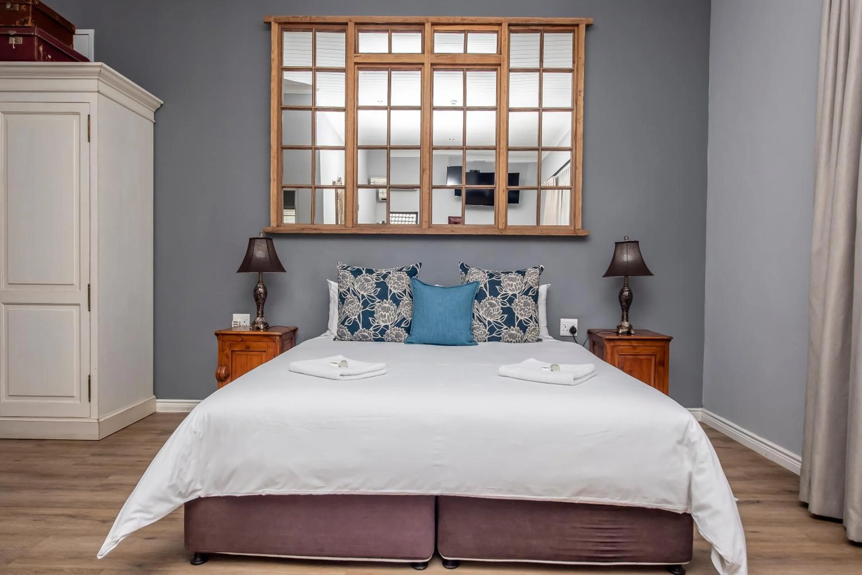 Bedroom, Bed in Excellent Guest House